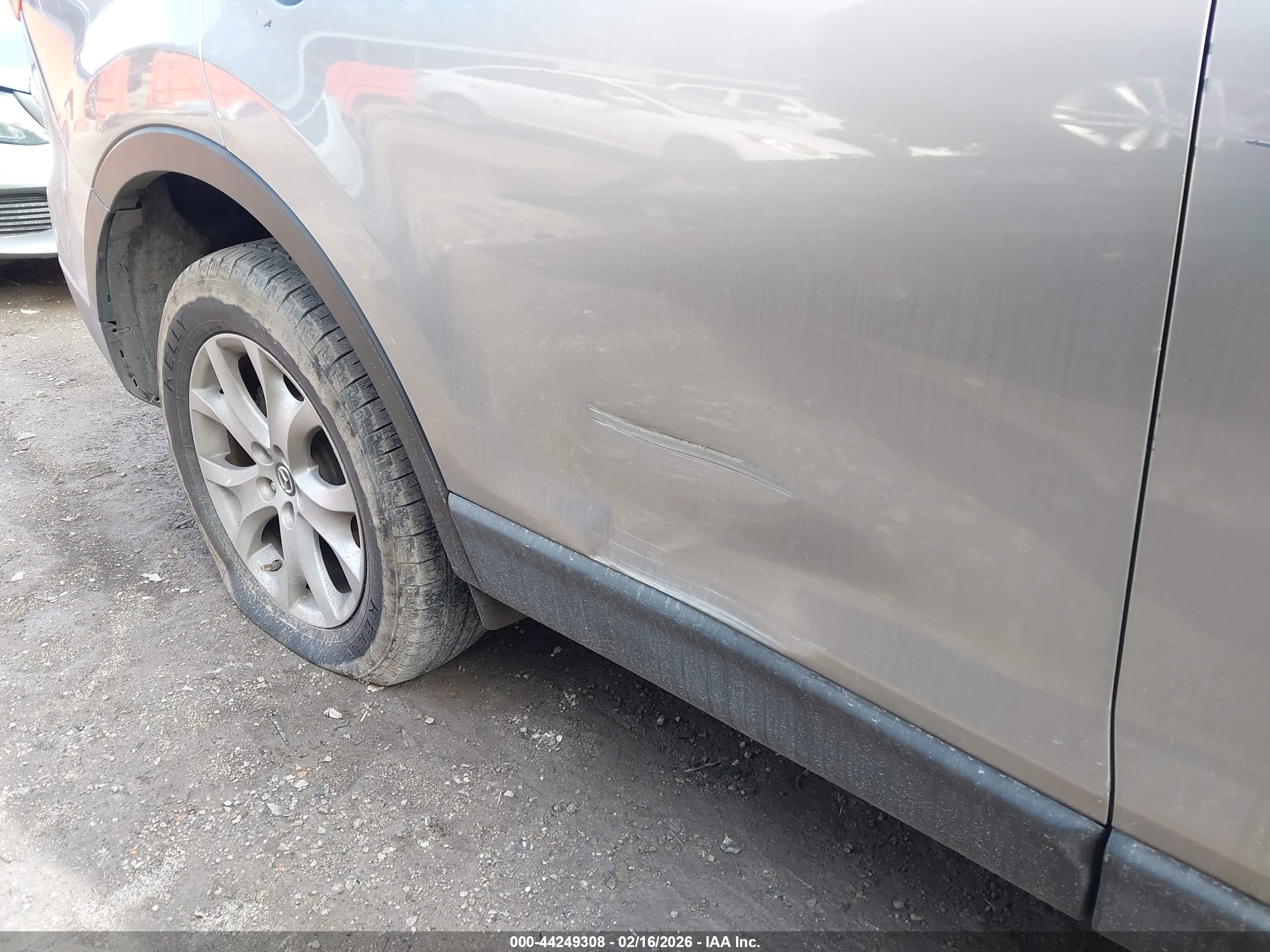 MAZDA CX-9 image 6