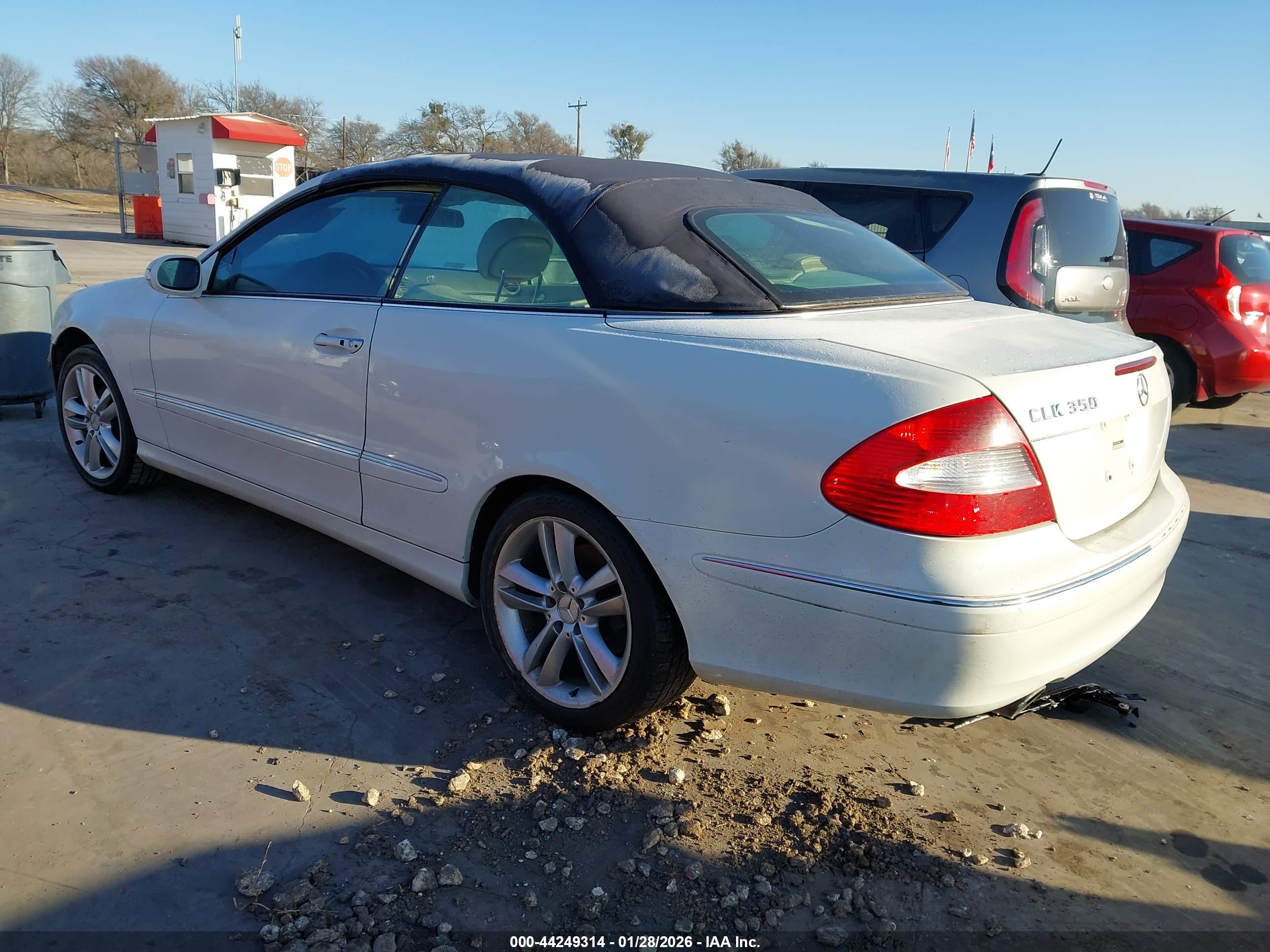 MERCEDES-BENZ CLK image 3