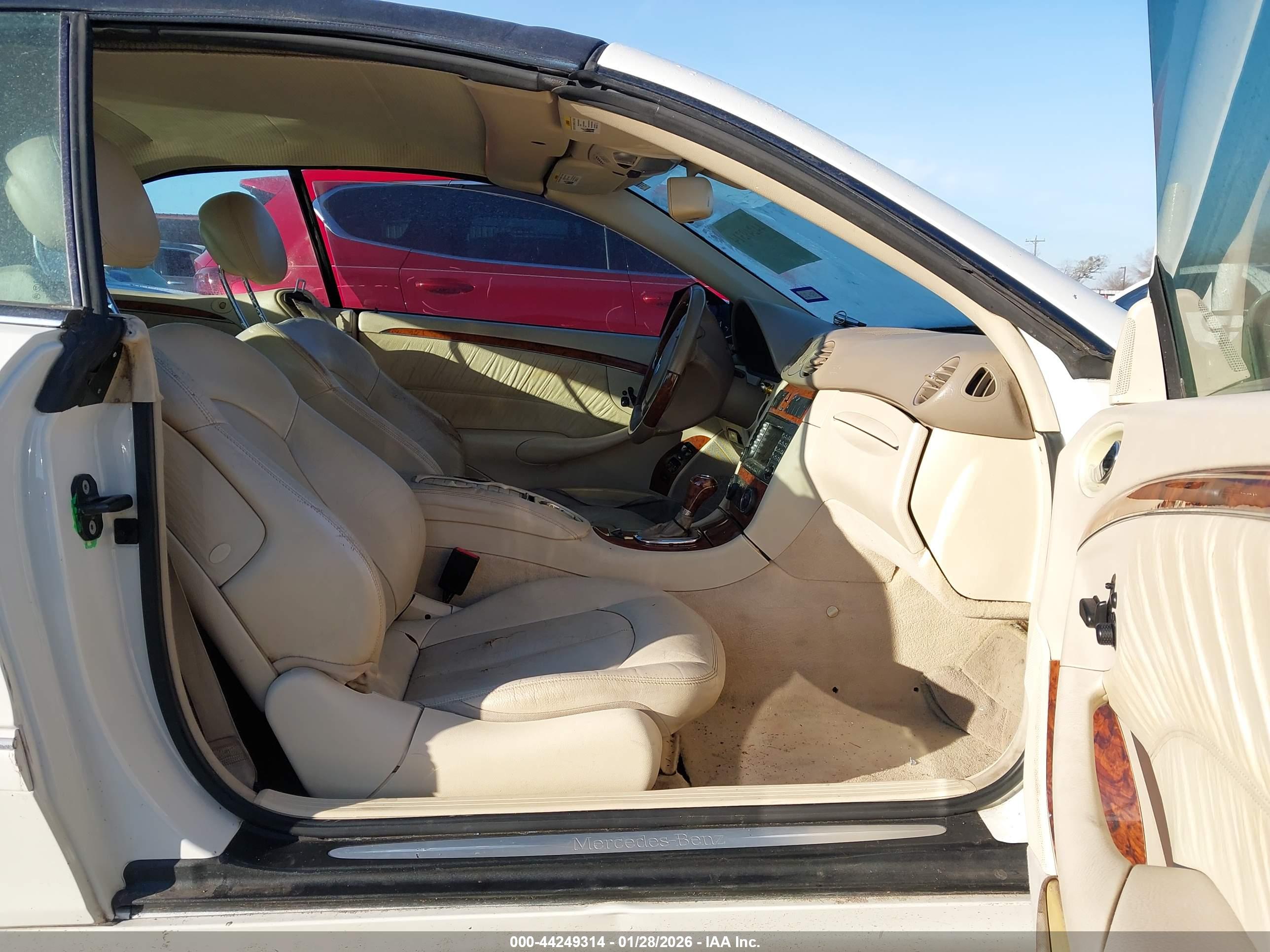 MERCEDES-BENZ CLK image 5