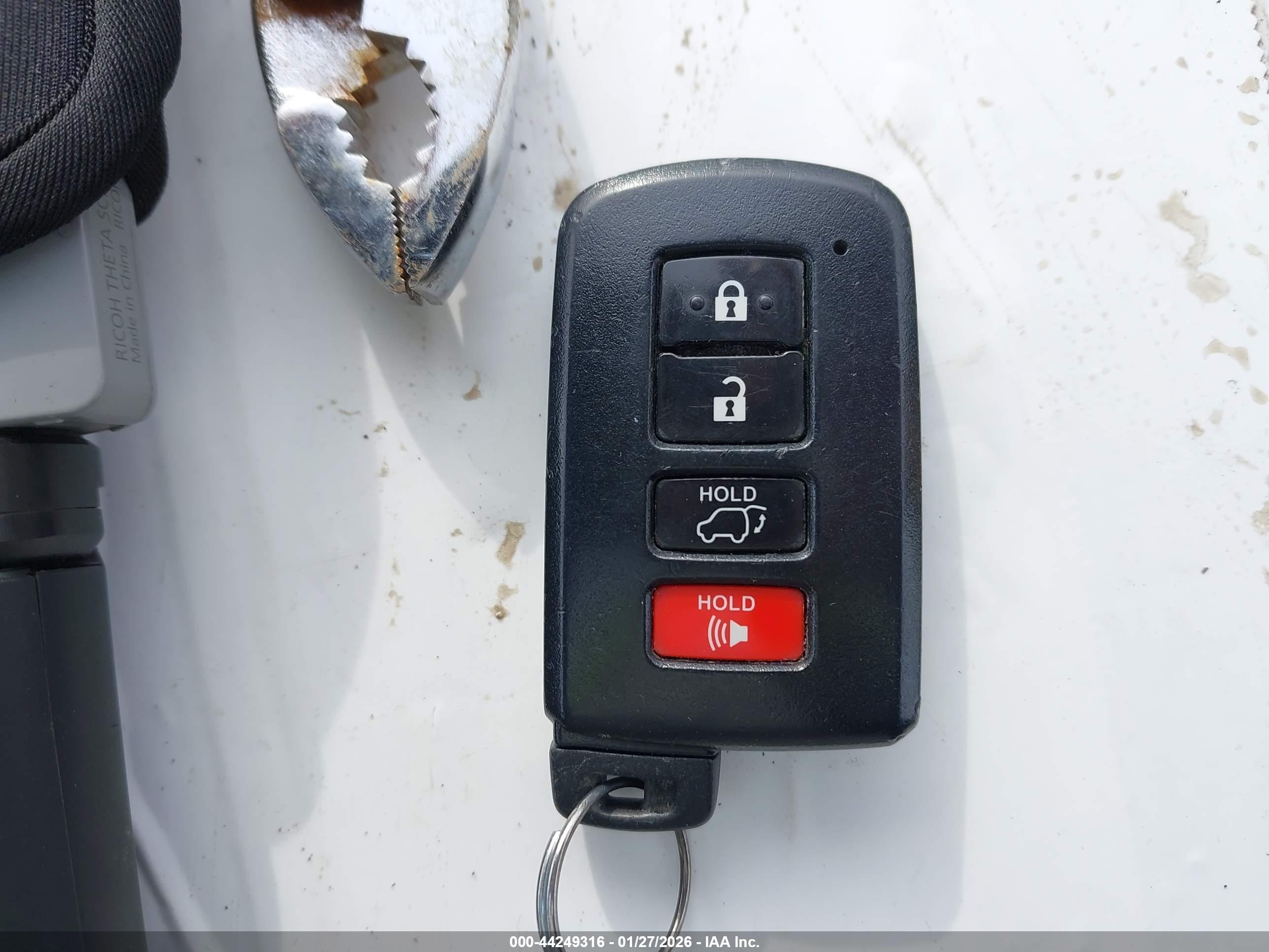TOYOTA HIGHLANDER image 11