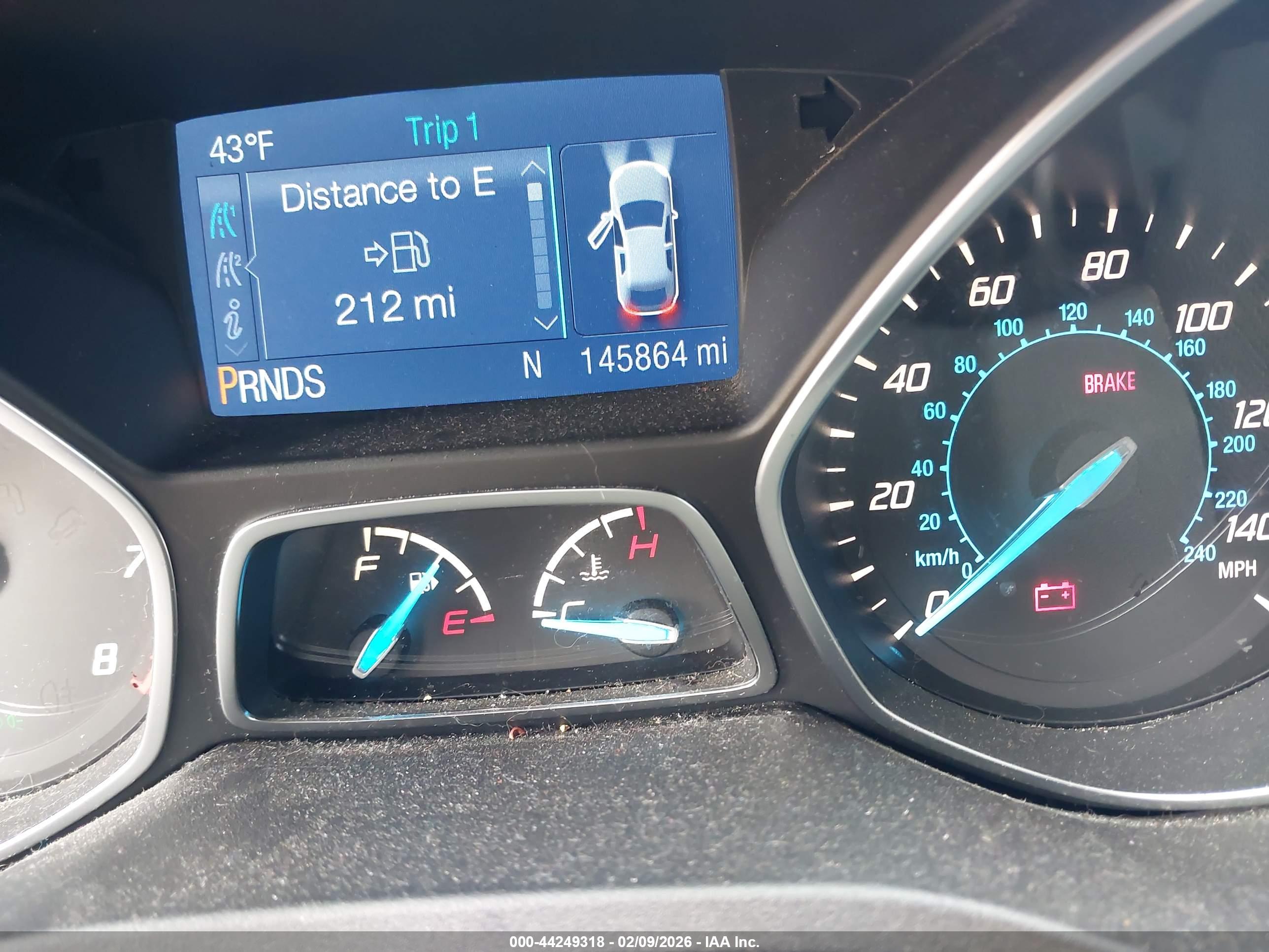 FORD ESCAPE image 7