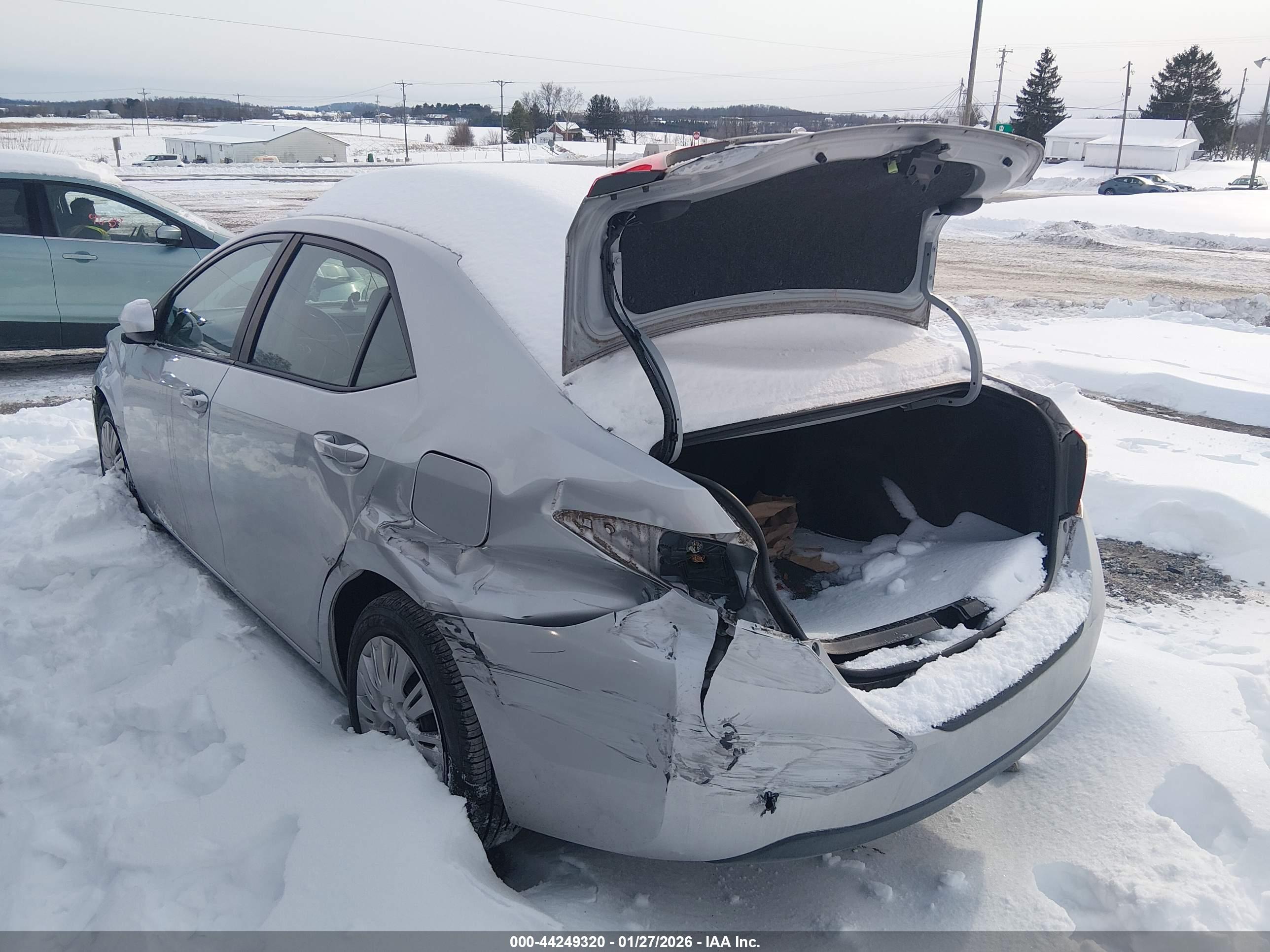 TOYOTA COROLLA image 6