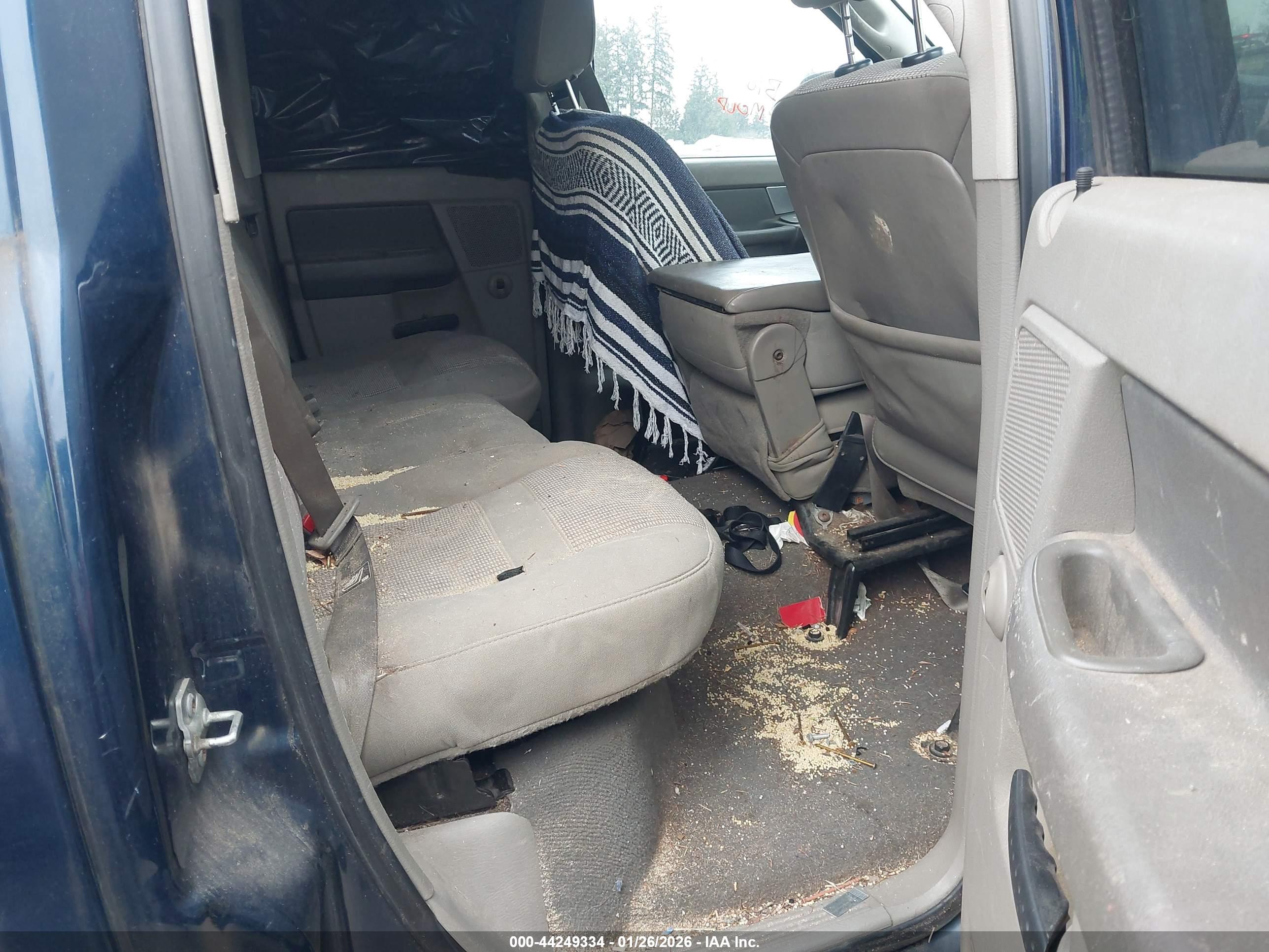 DODGE RAM image 8
