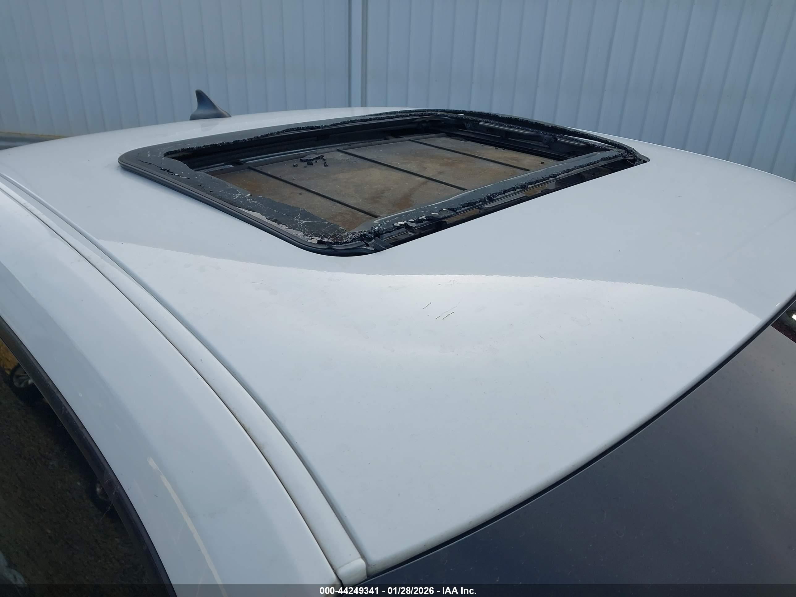 CHEVROLET CAMARO image 6