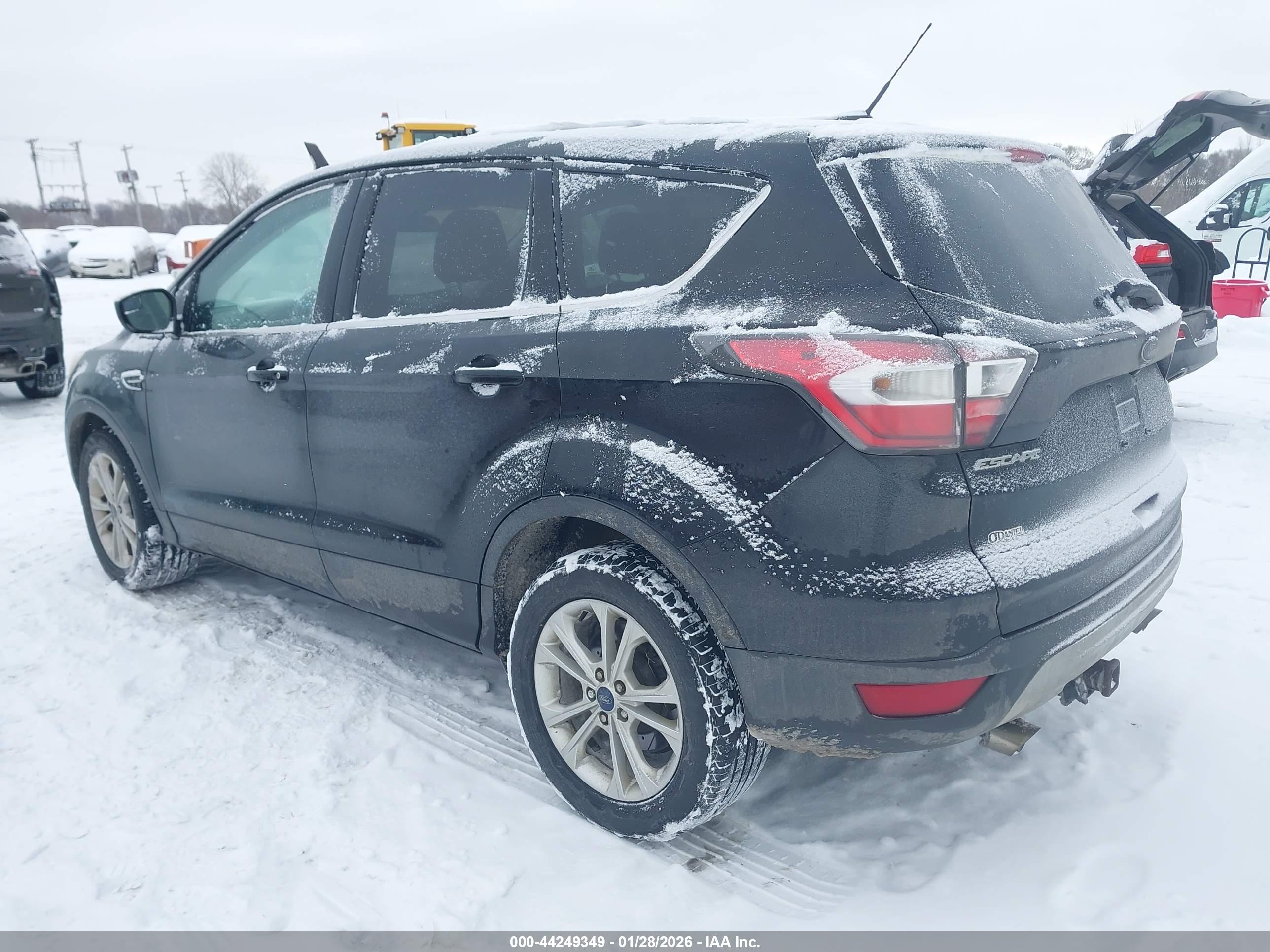FORD ESCAPE image 3