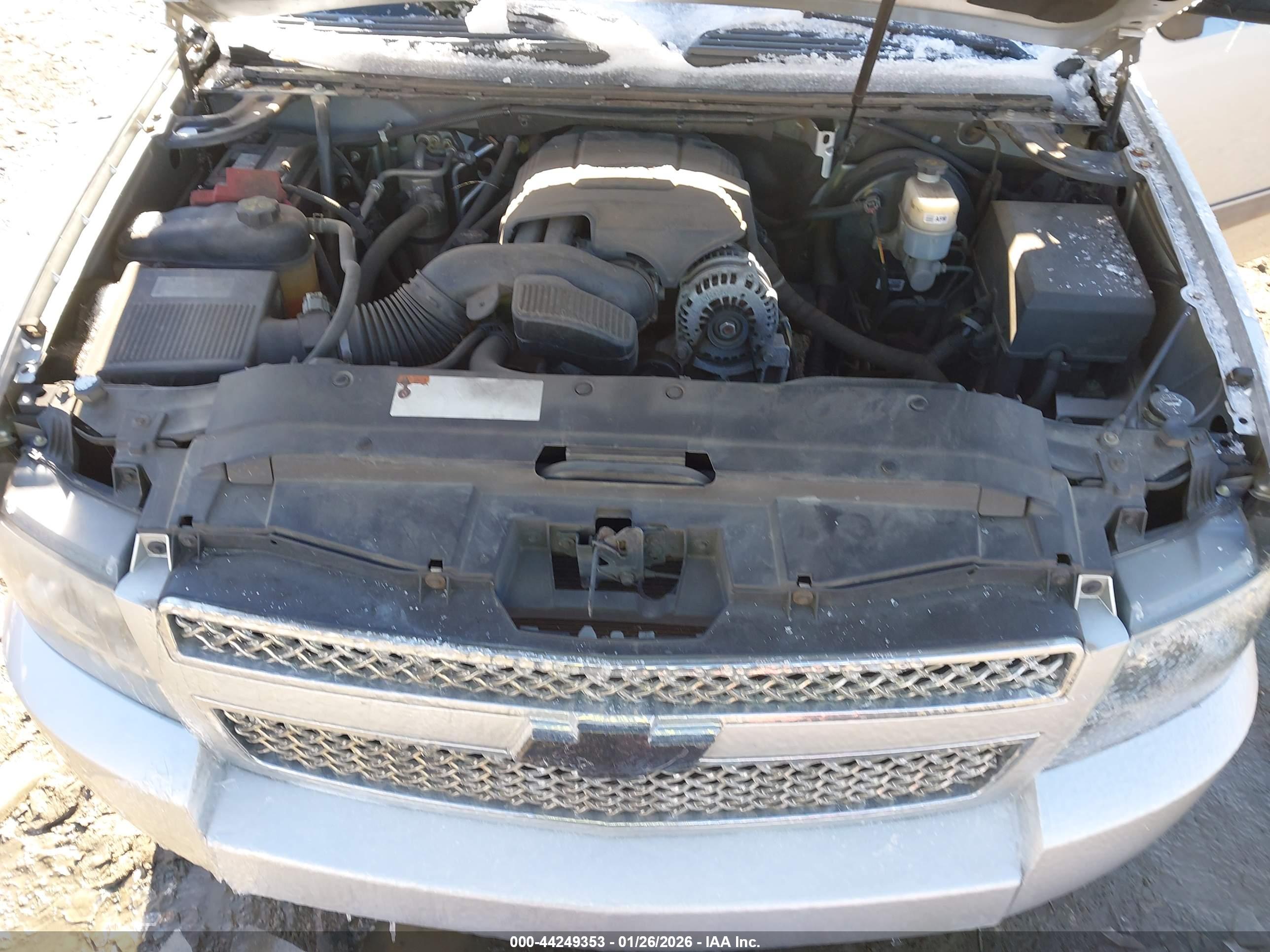 CHEVROLET TAHOE image 10