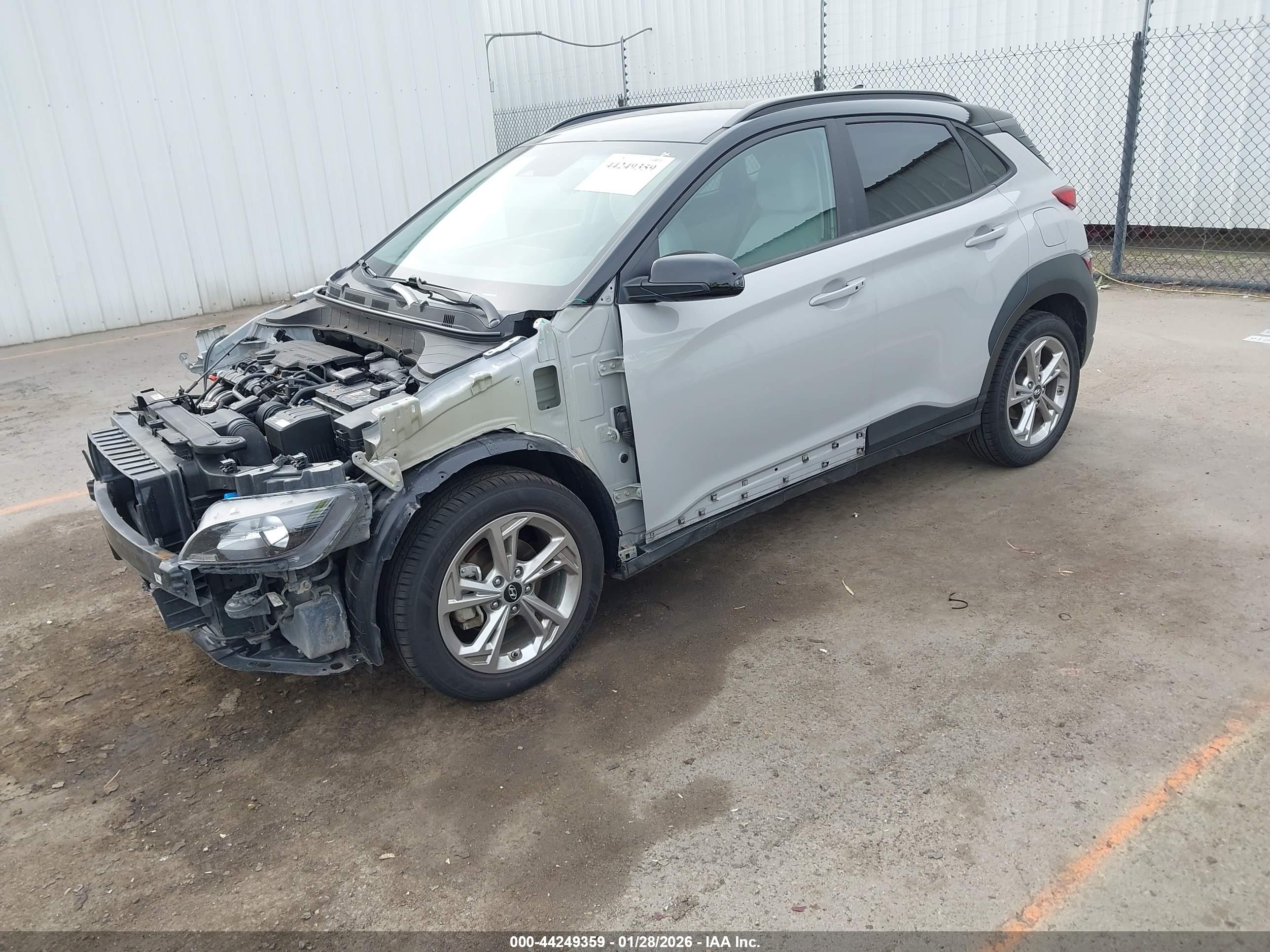 HYUNDAI KONA image 2