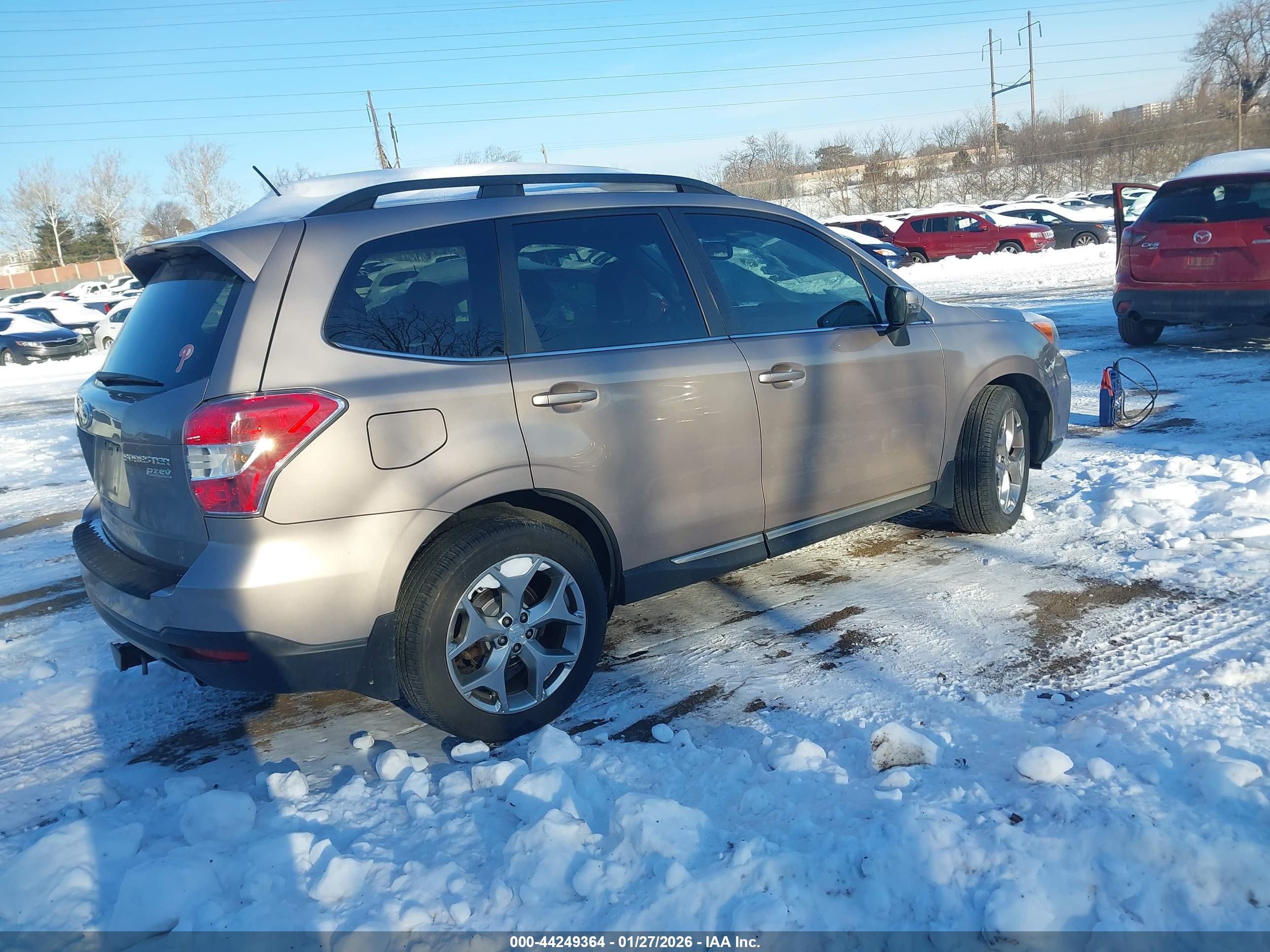 SUBARU FORESTER image 4