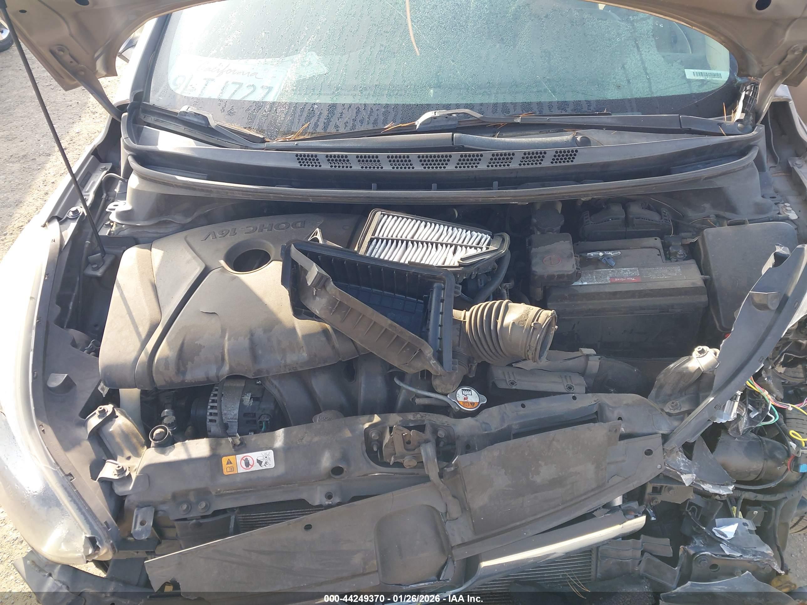HYUNDAI ELANTRA image 10