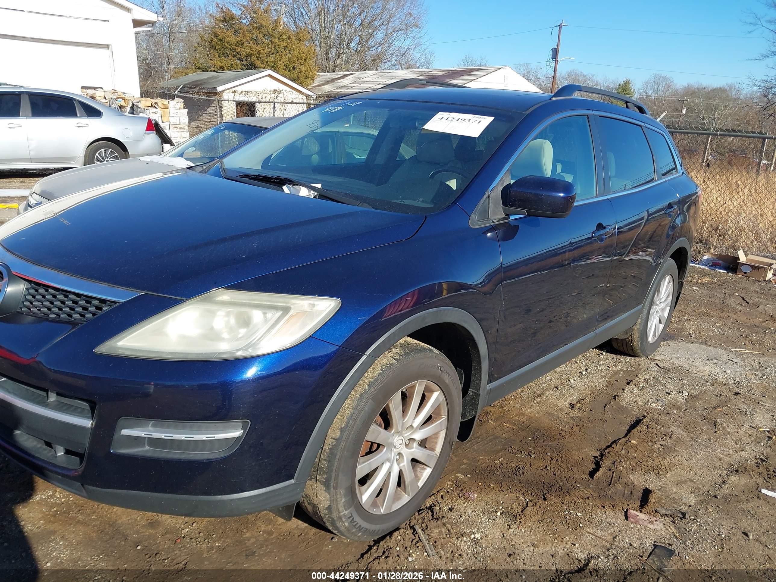 MAZDA CX-9 image 2