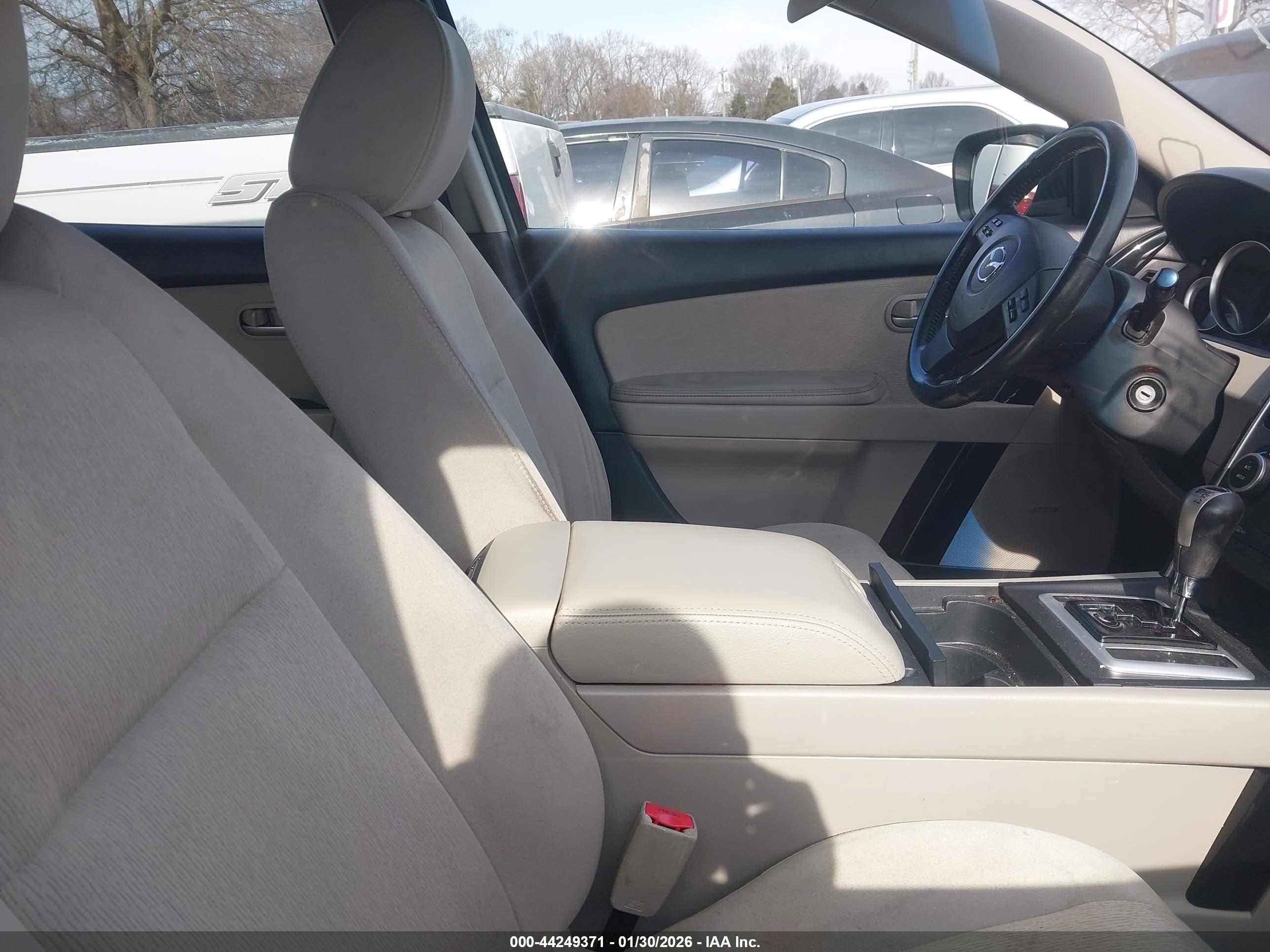 MAZDA CX-9 image 5