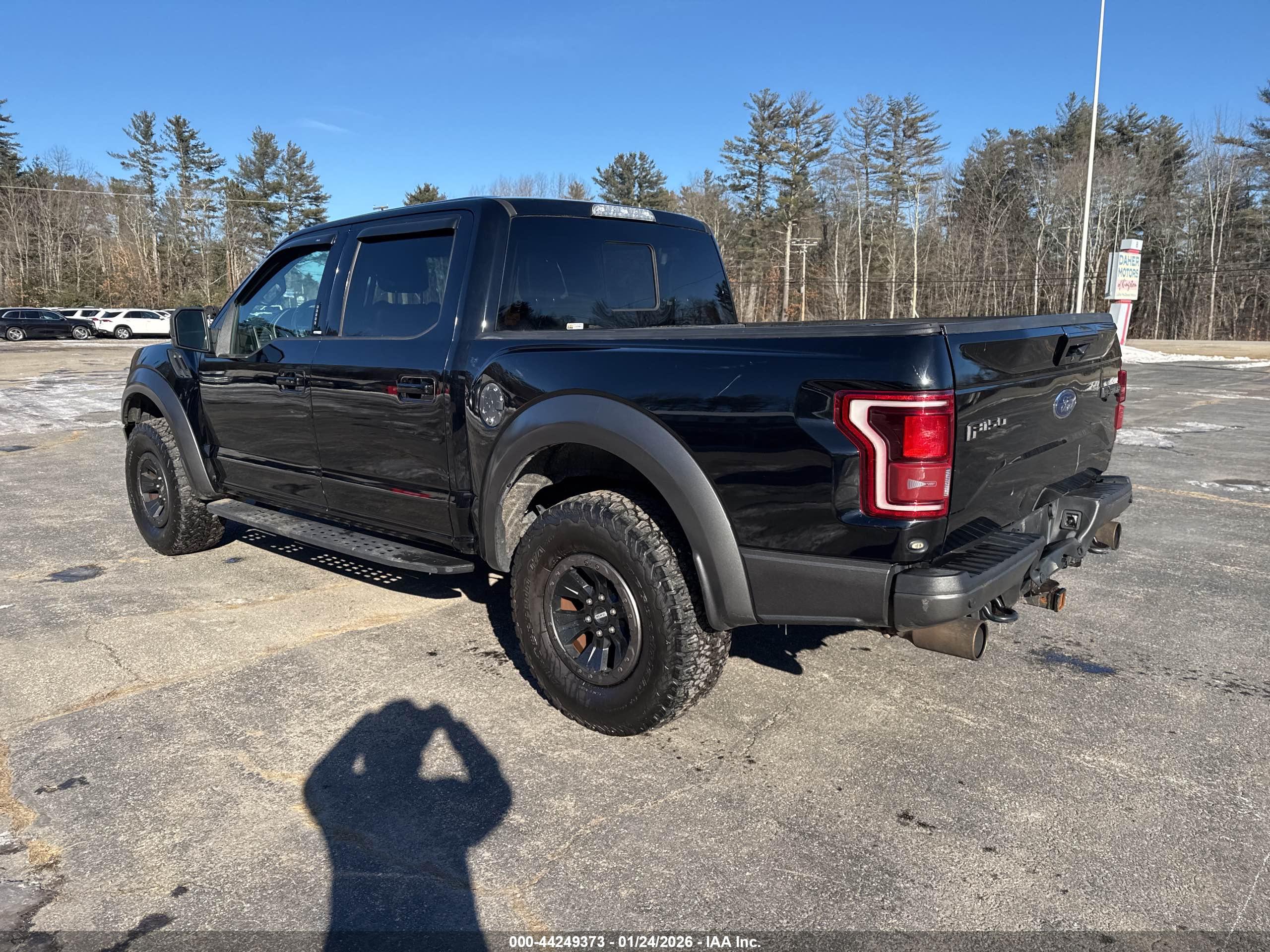 FORD F-150 image 3