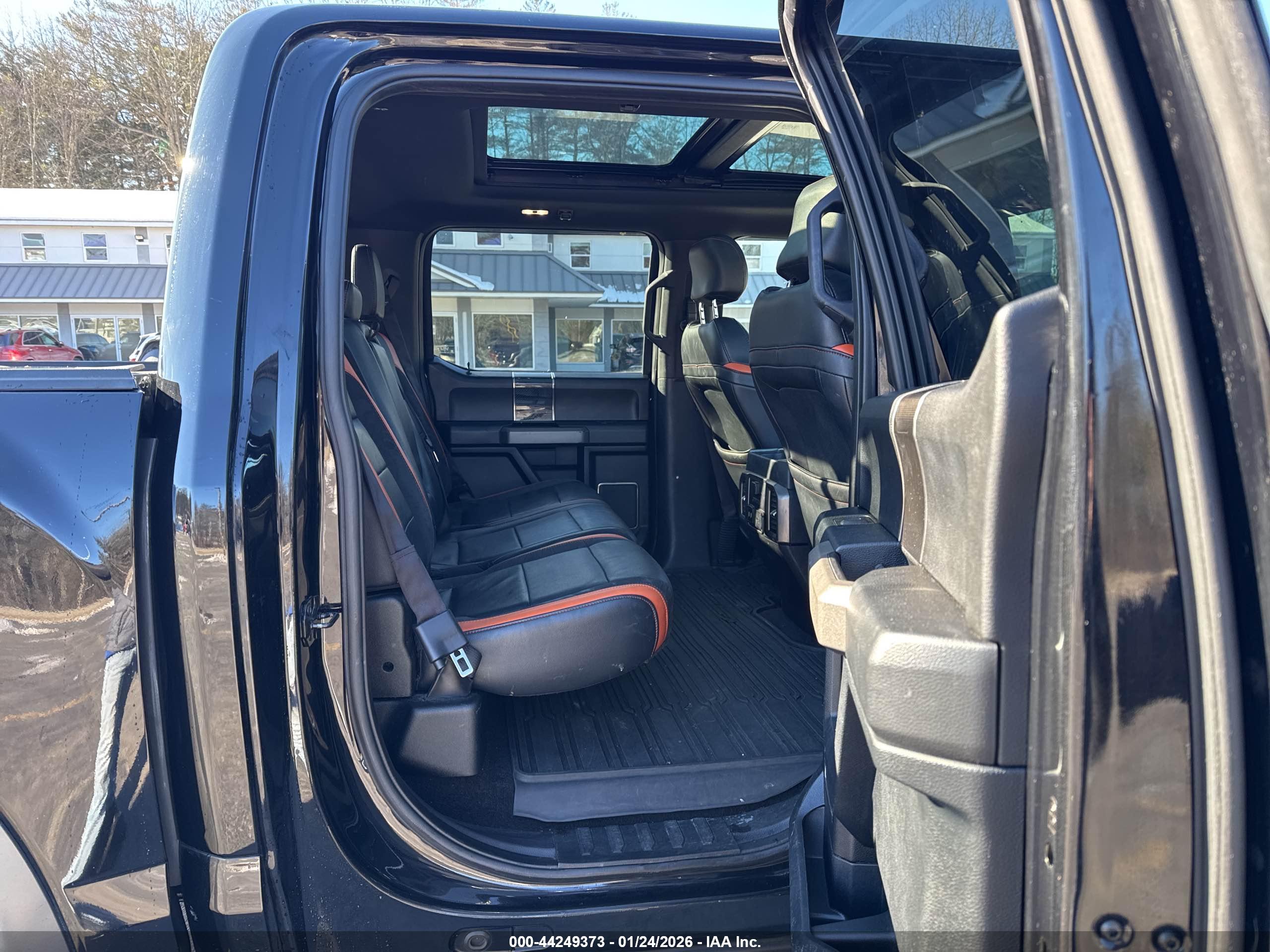 FORD F-150 image 8