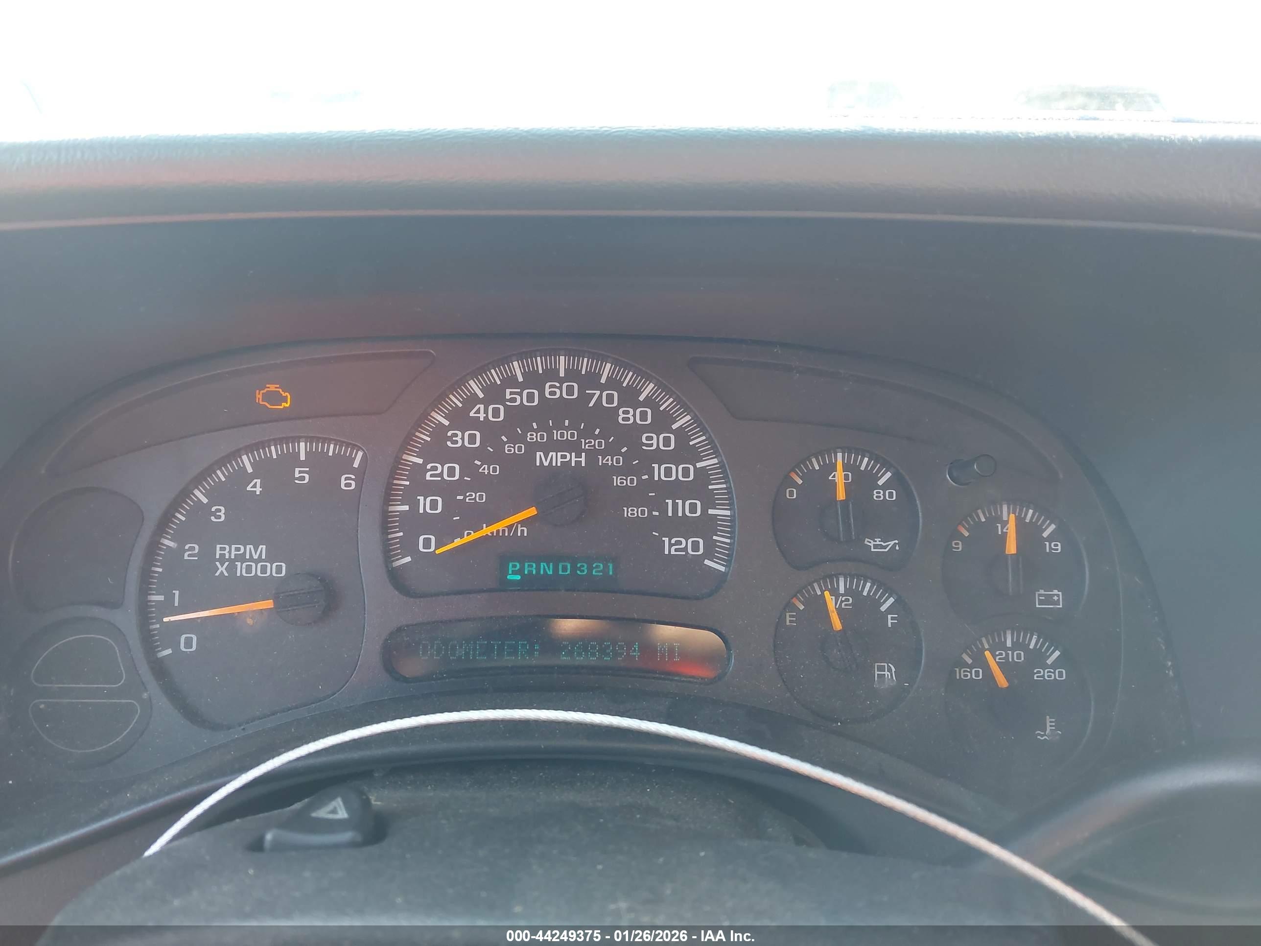 CHEVROLET TAHOE image 7