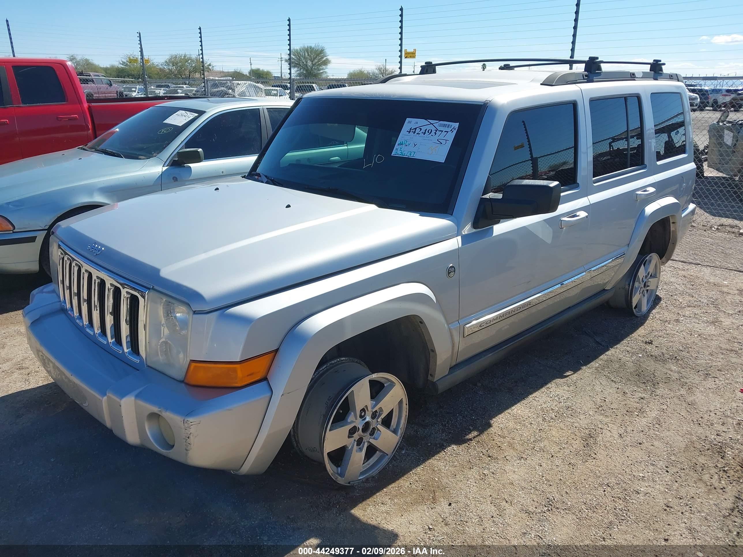 JEEP COMMANDER image 2