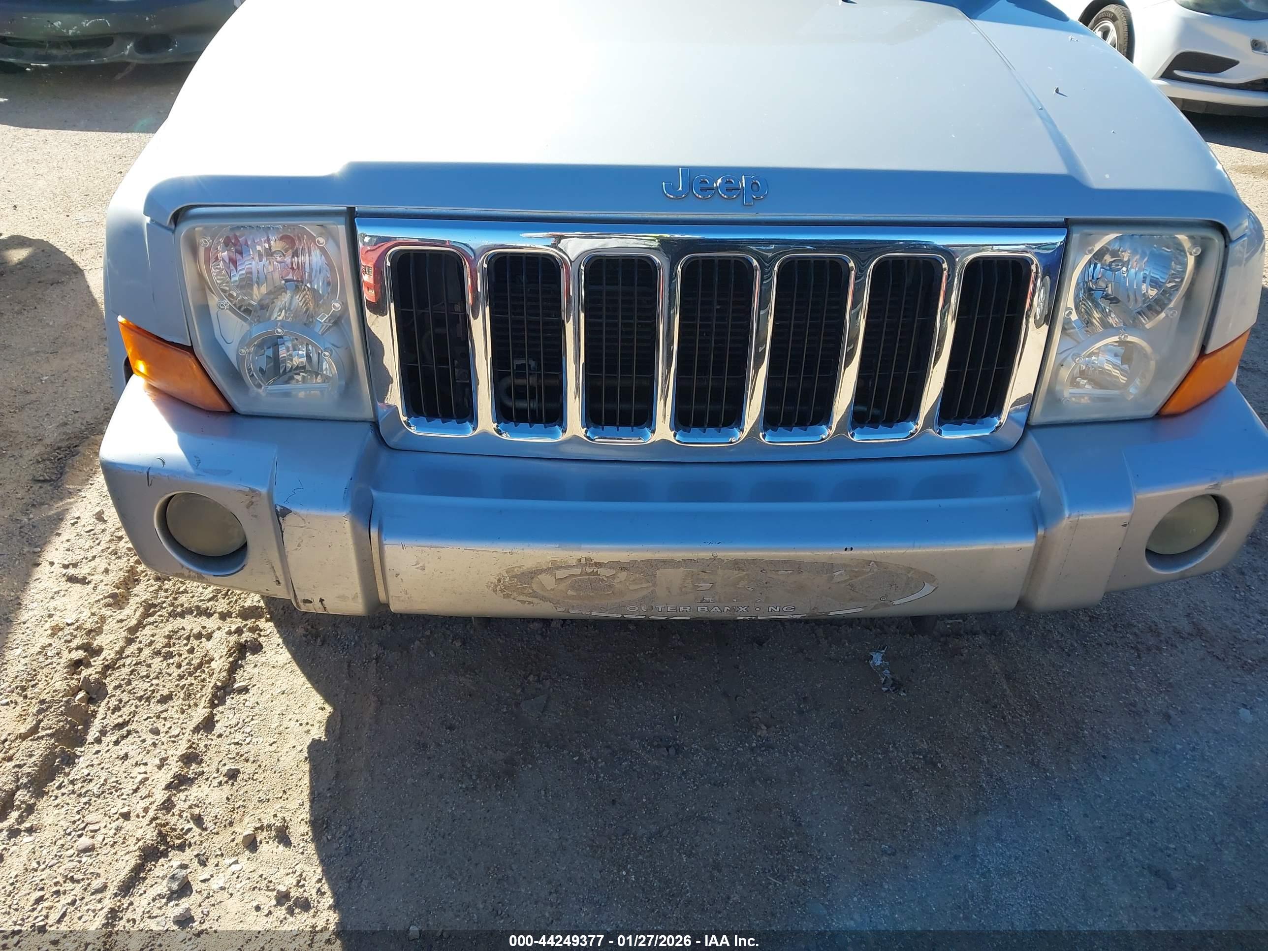 JEEP COMMANDER image 6