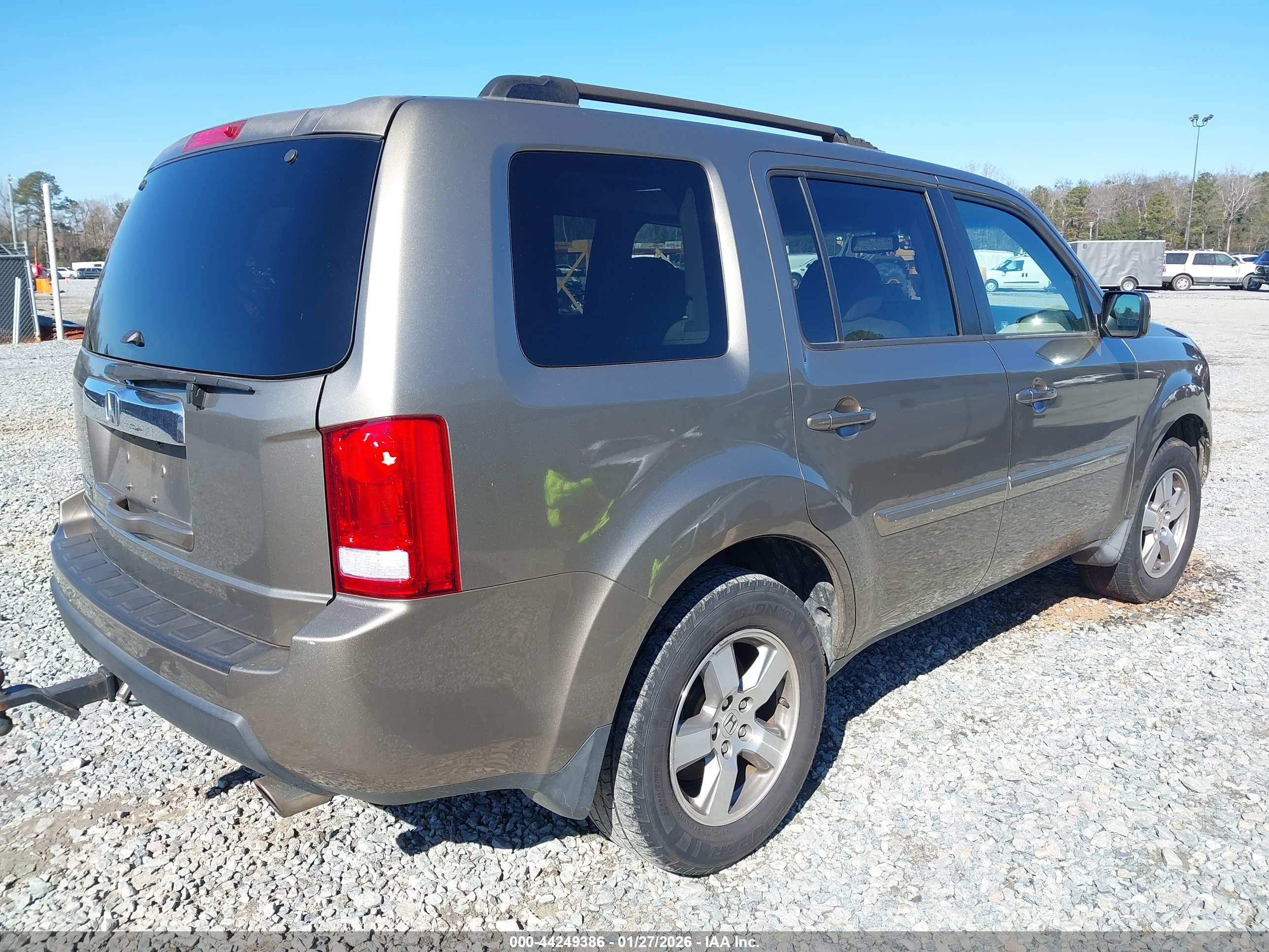 HONDA PILOT image 4