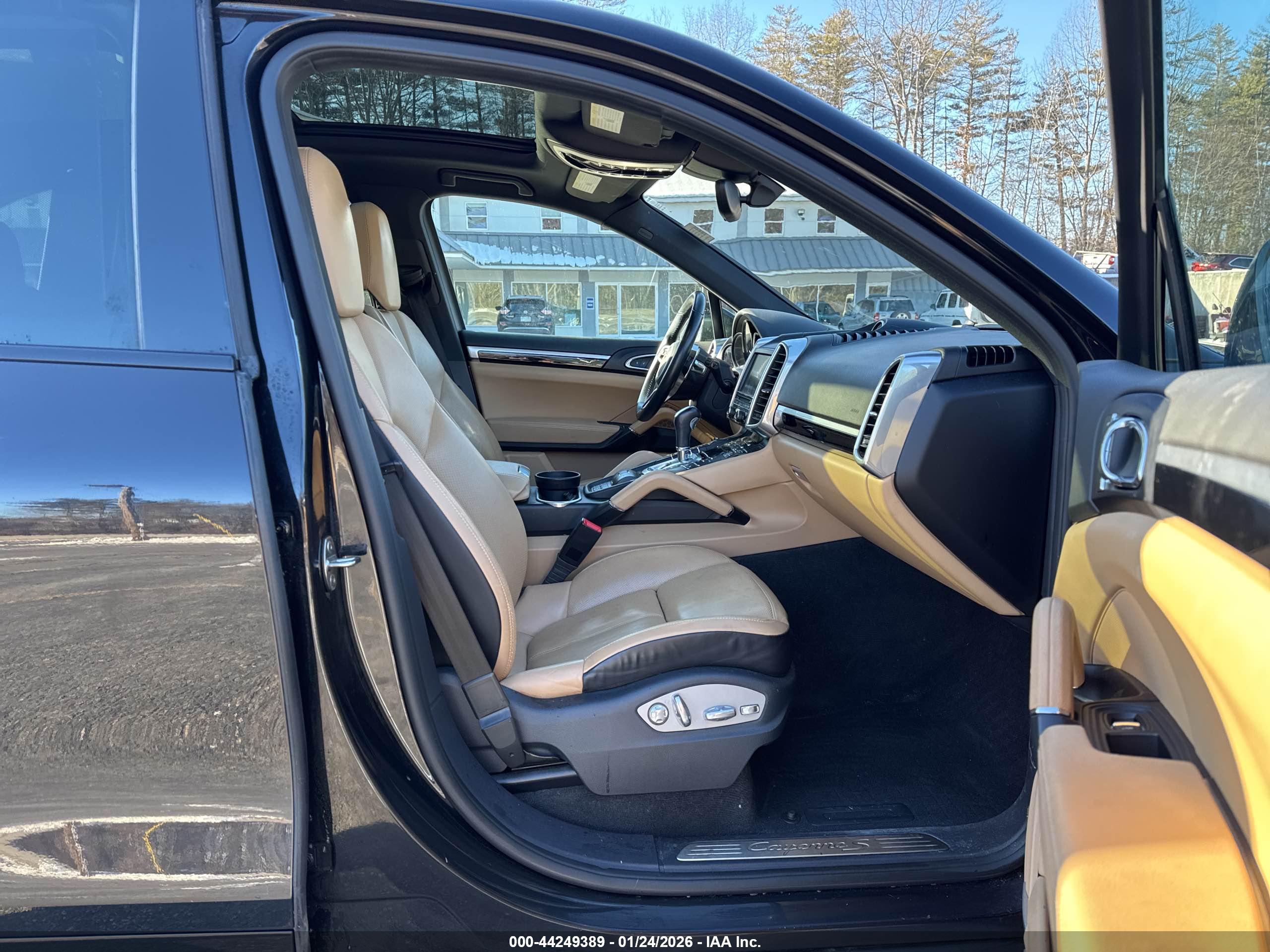 PORSCHE CAYENNE image 5