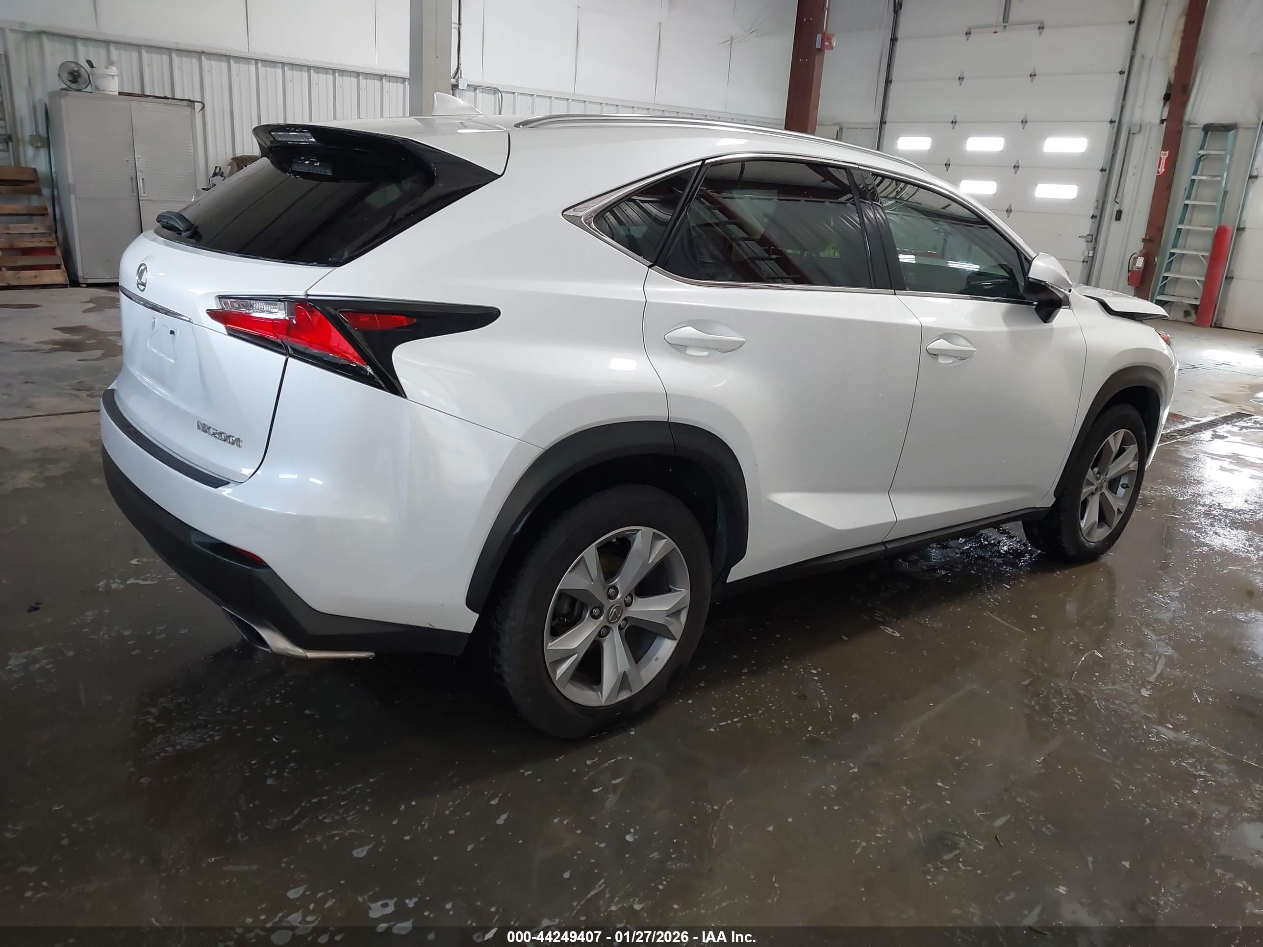 LEXUS NX image 4