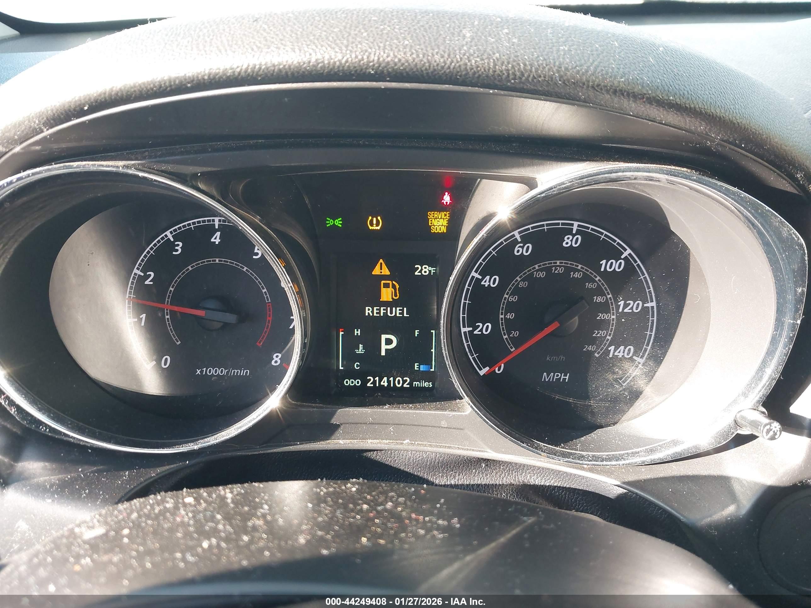 MITSUBISHI OUTLANDER image 7