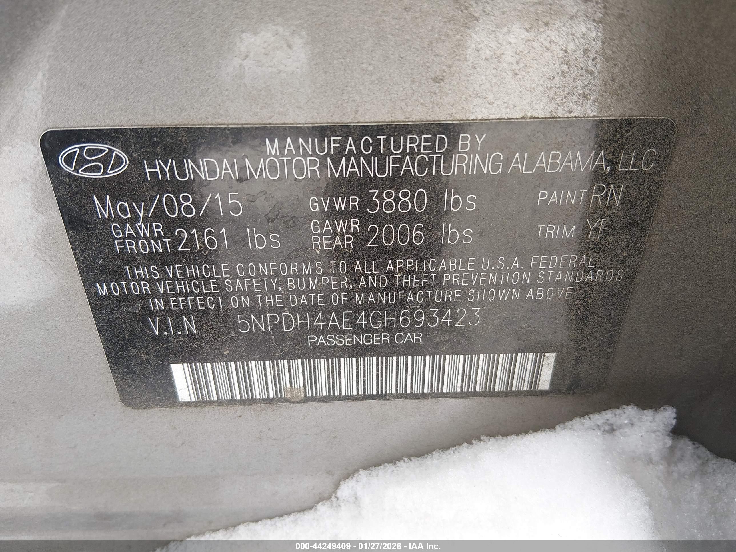HYUNDAI ELANTRA image 9