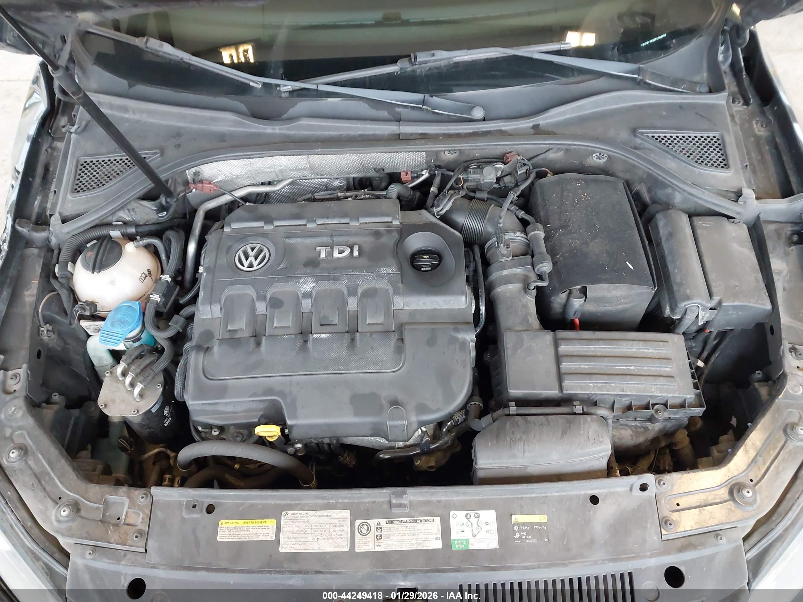 VOLKSWAGEN PASSAT image 10