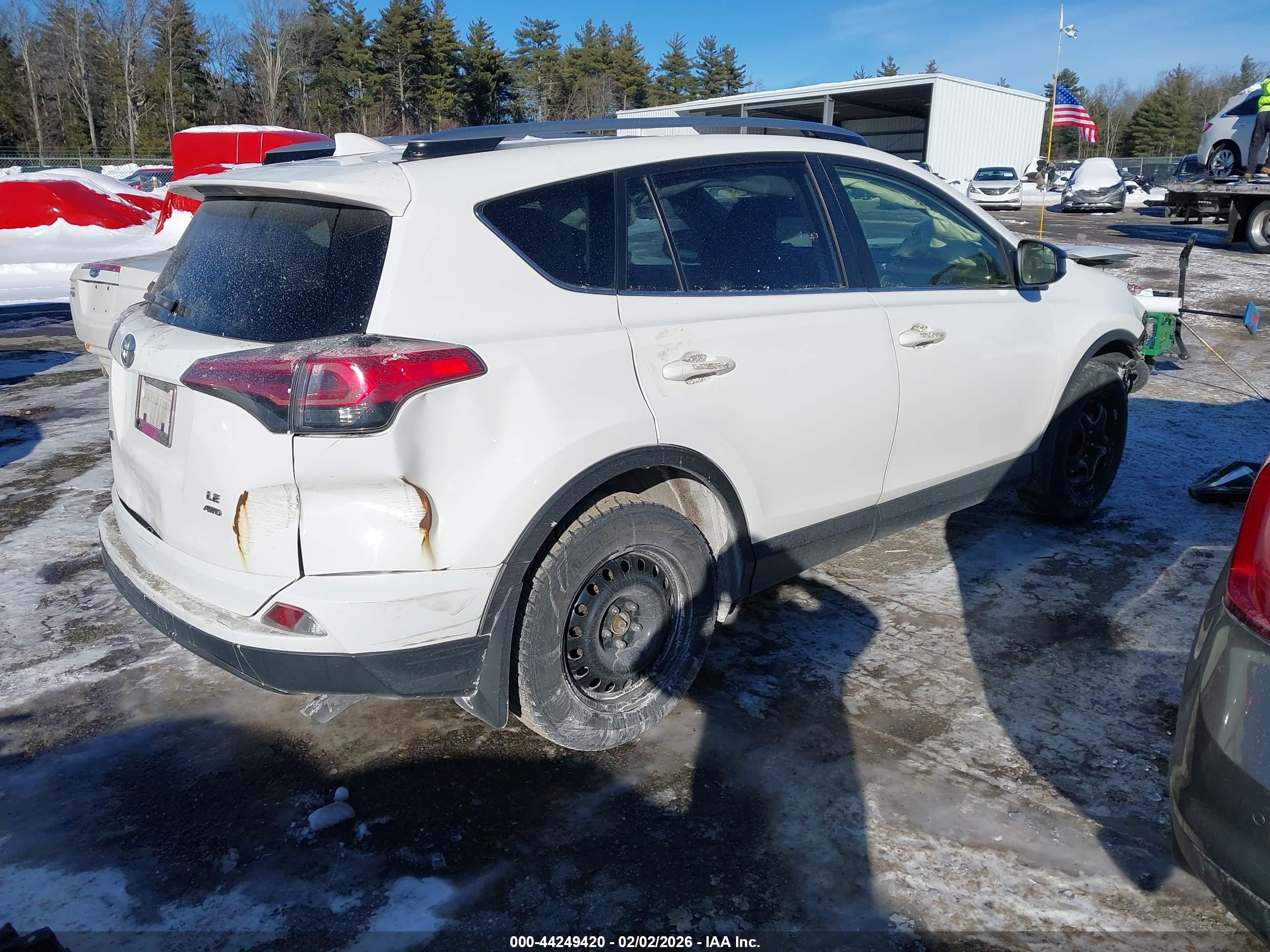 TOYOTA RAV4 image 4