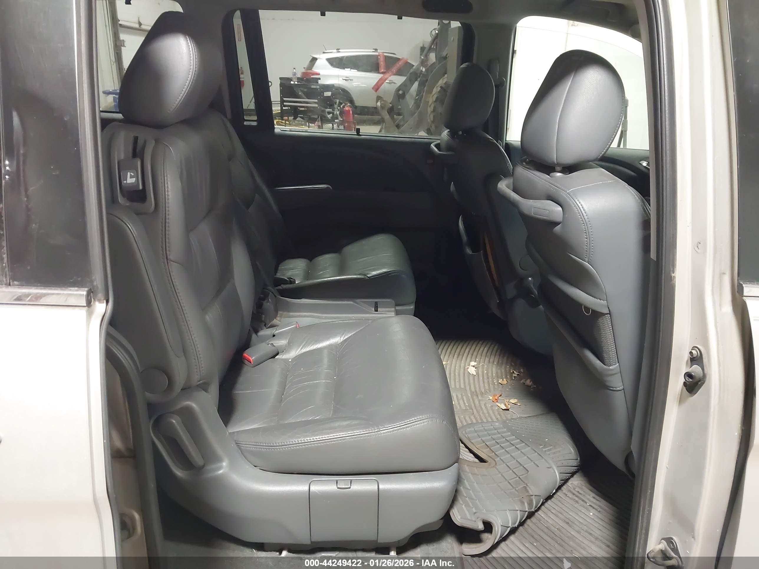 HONDA ODYSSEY image 8