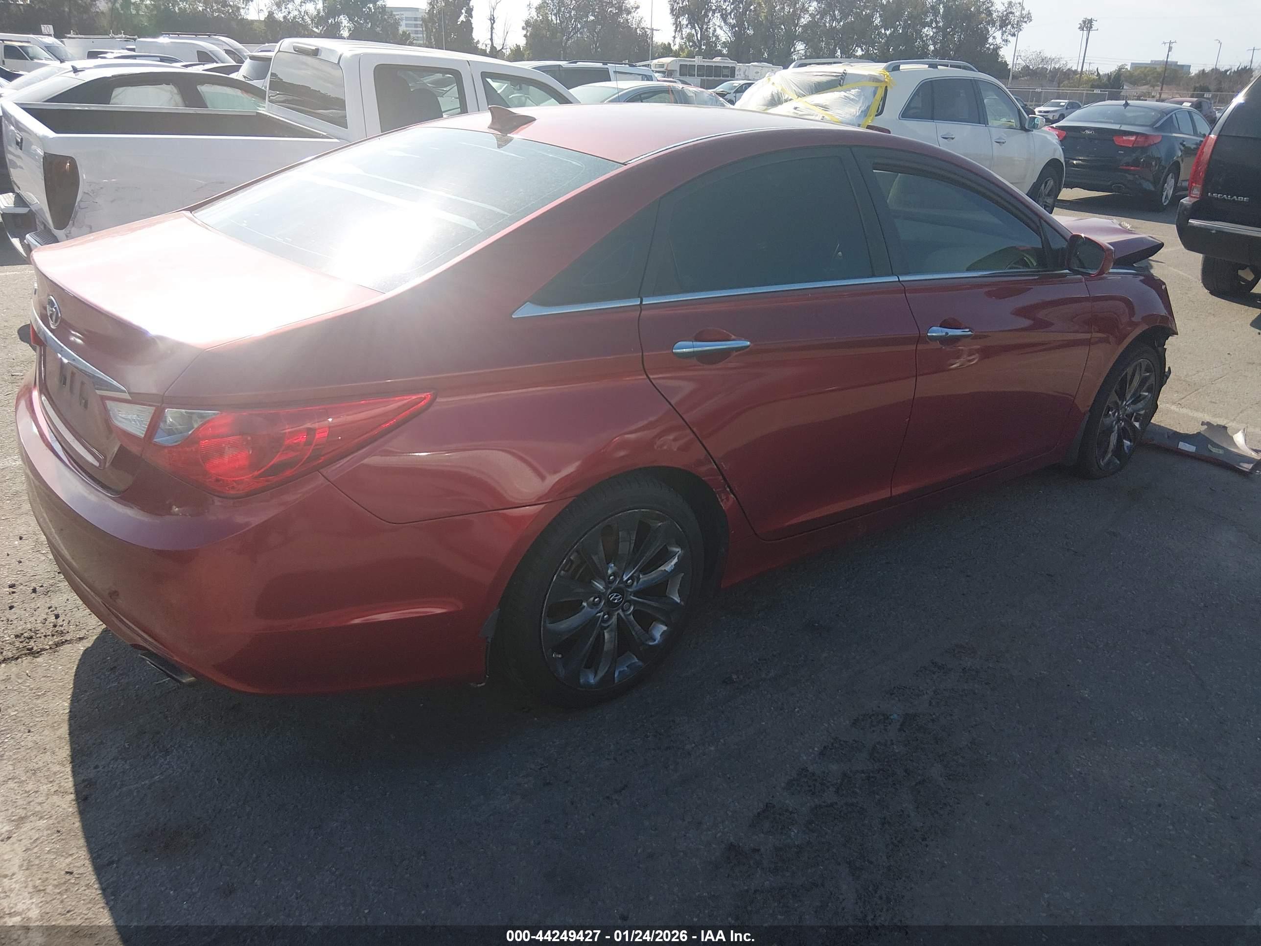 HYUNDAI SONATA image 4