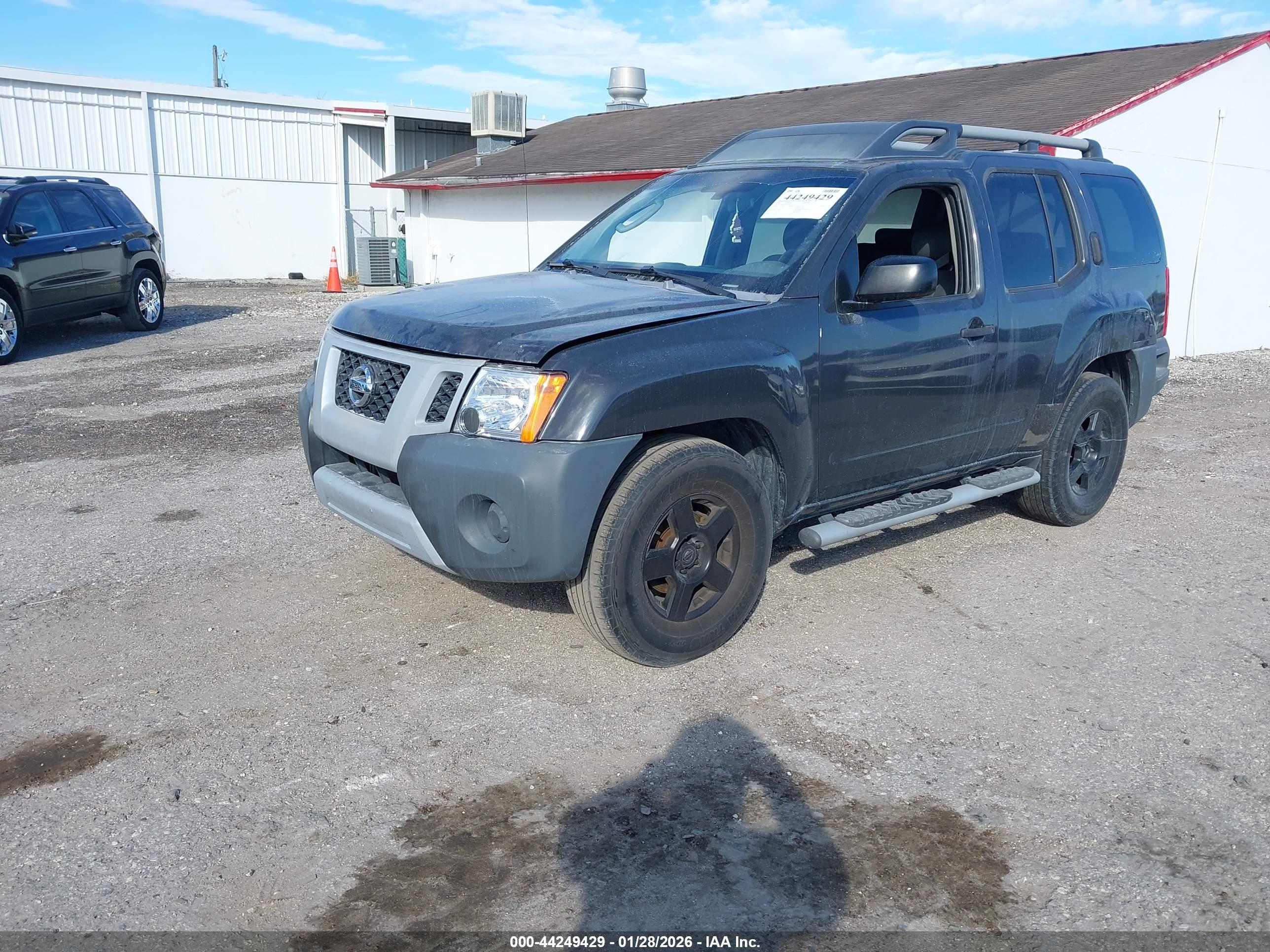 NISSAN XTERRA image 2