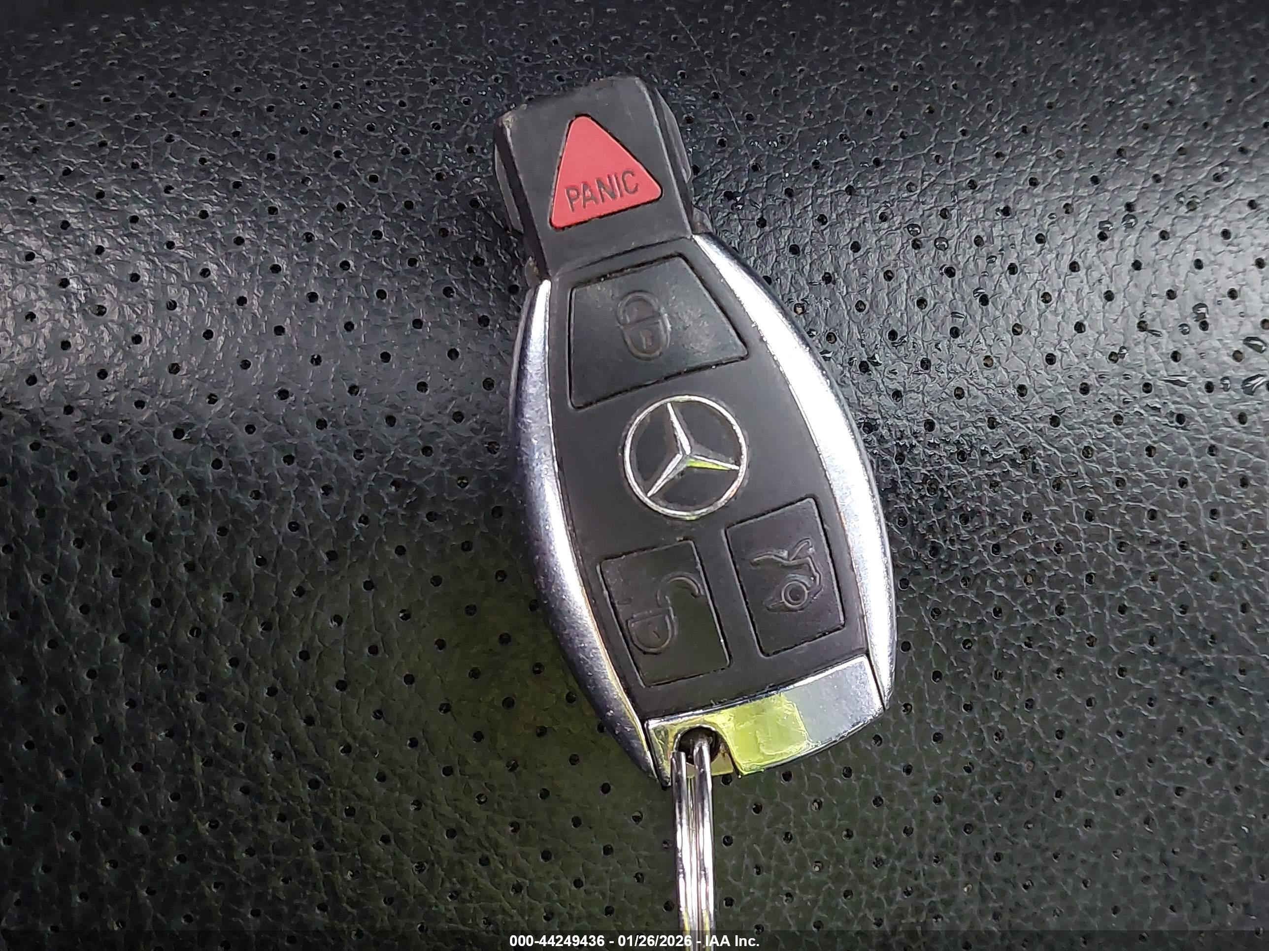 MERCEDES-BENZ C image 11