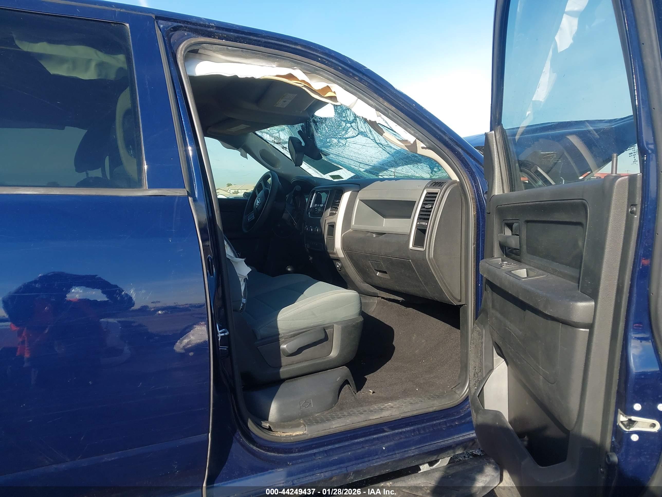 RAM 2500 image 5