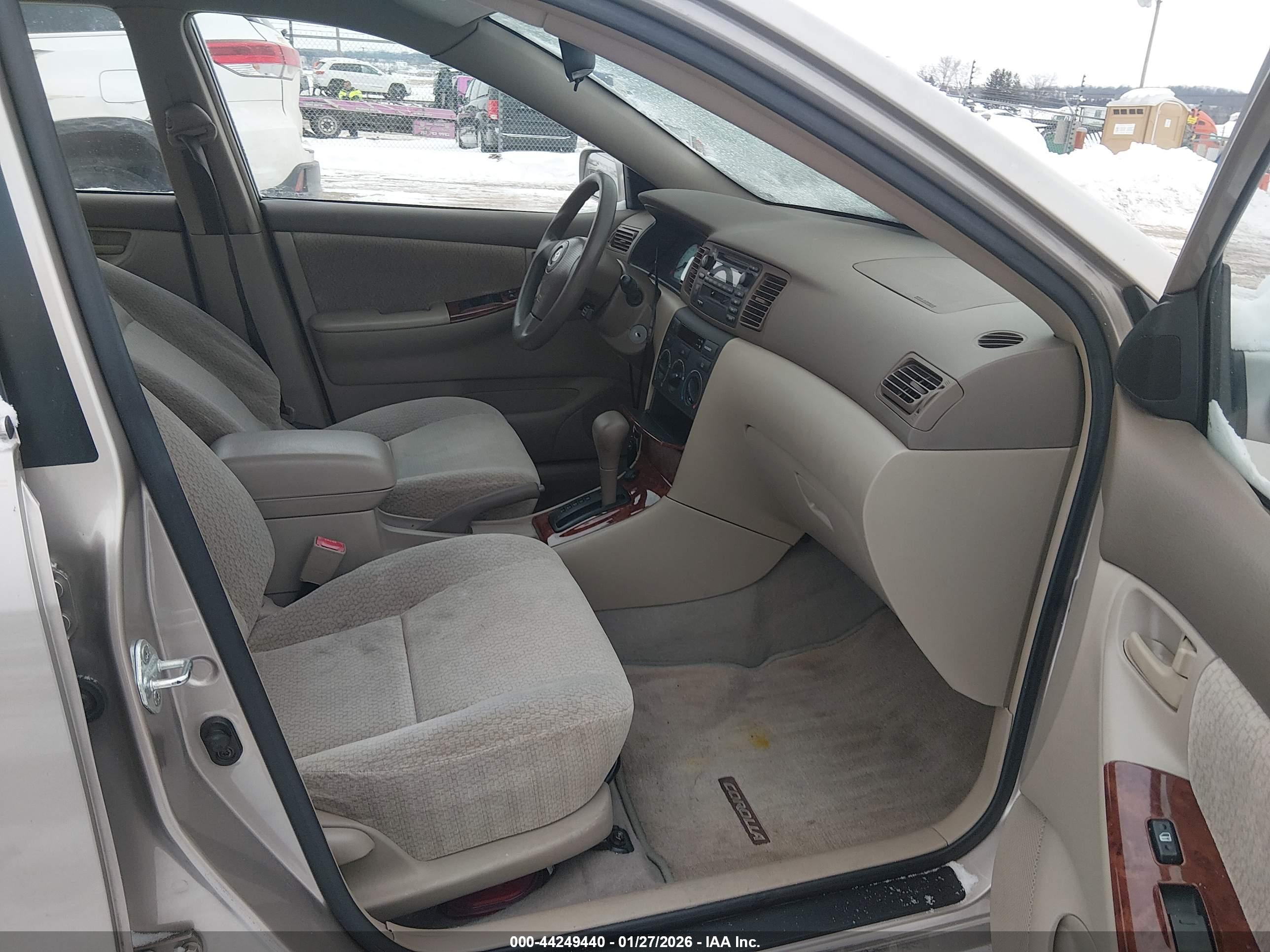 TOYOTA COROLLA image 5