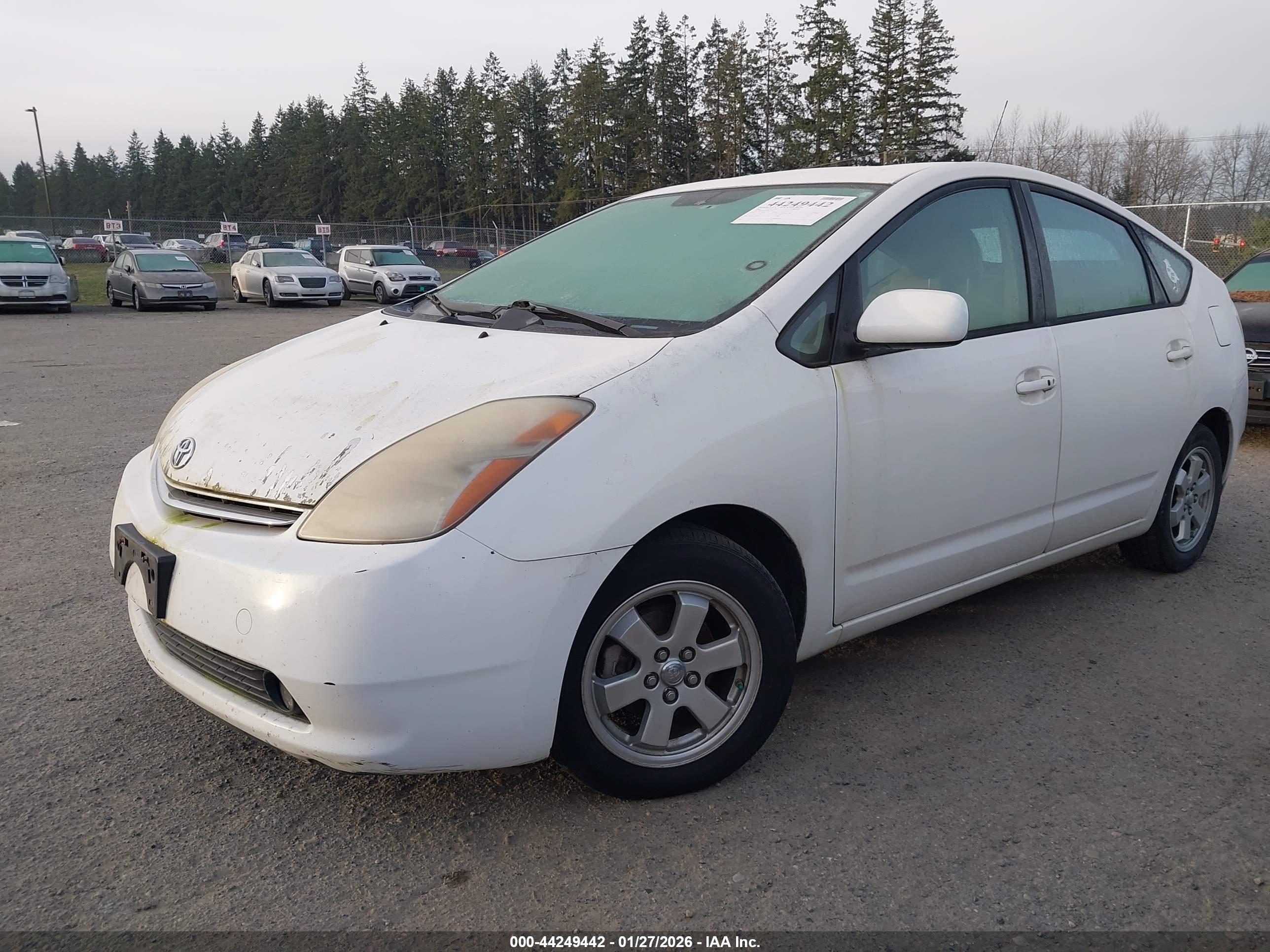 TOYOTA PRIUS image 2