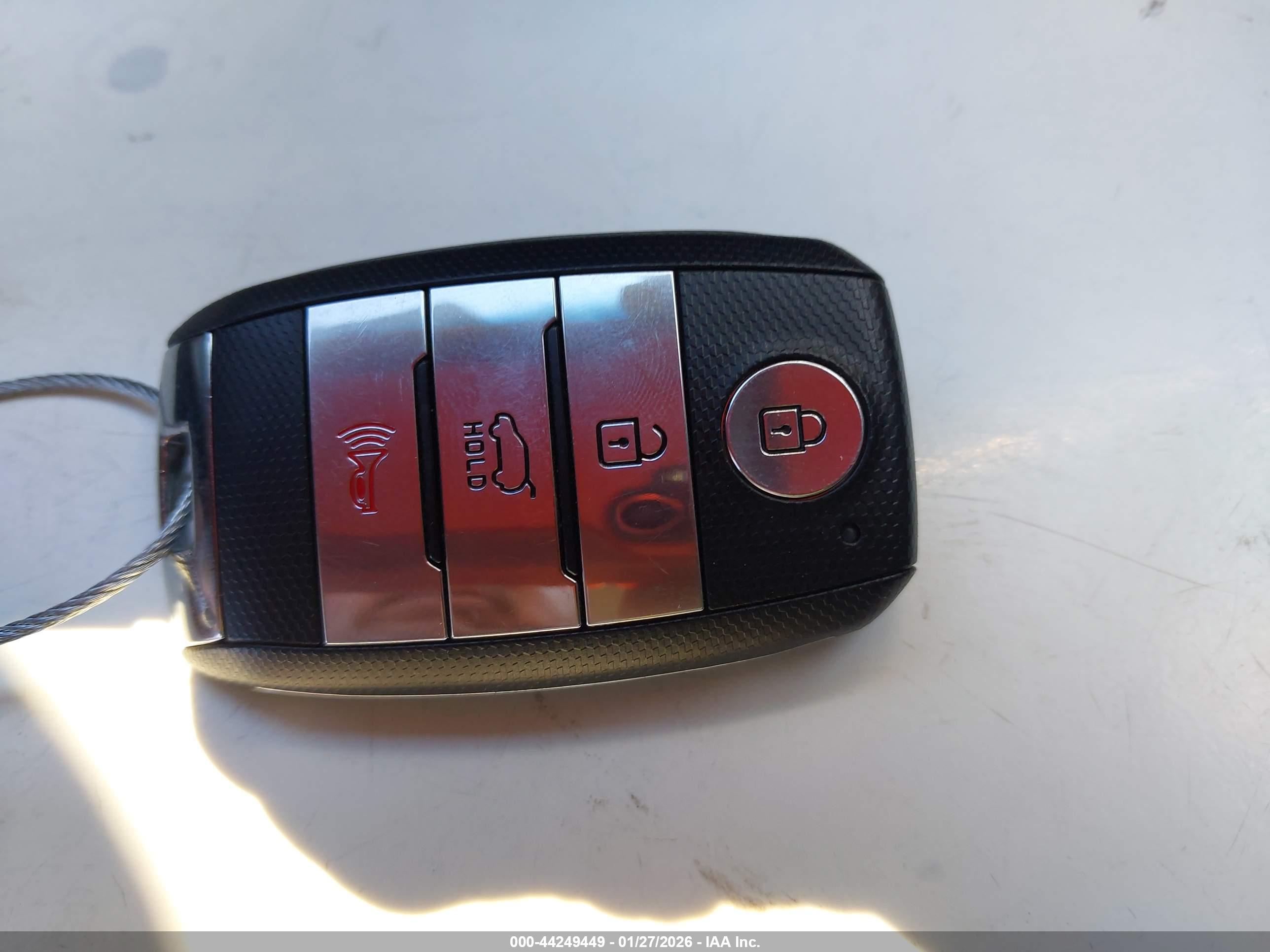 KIA SORENTO image 11