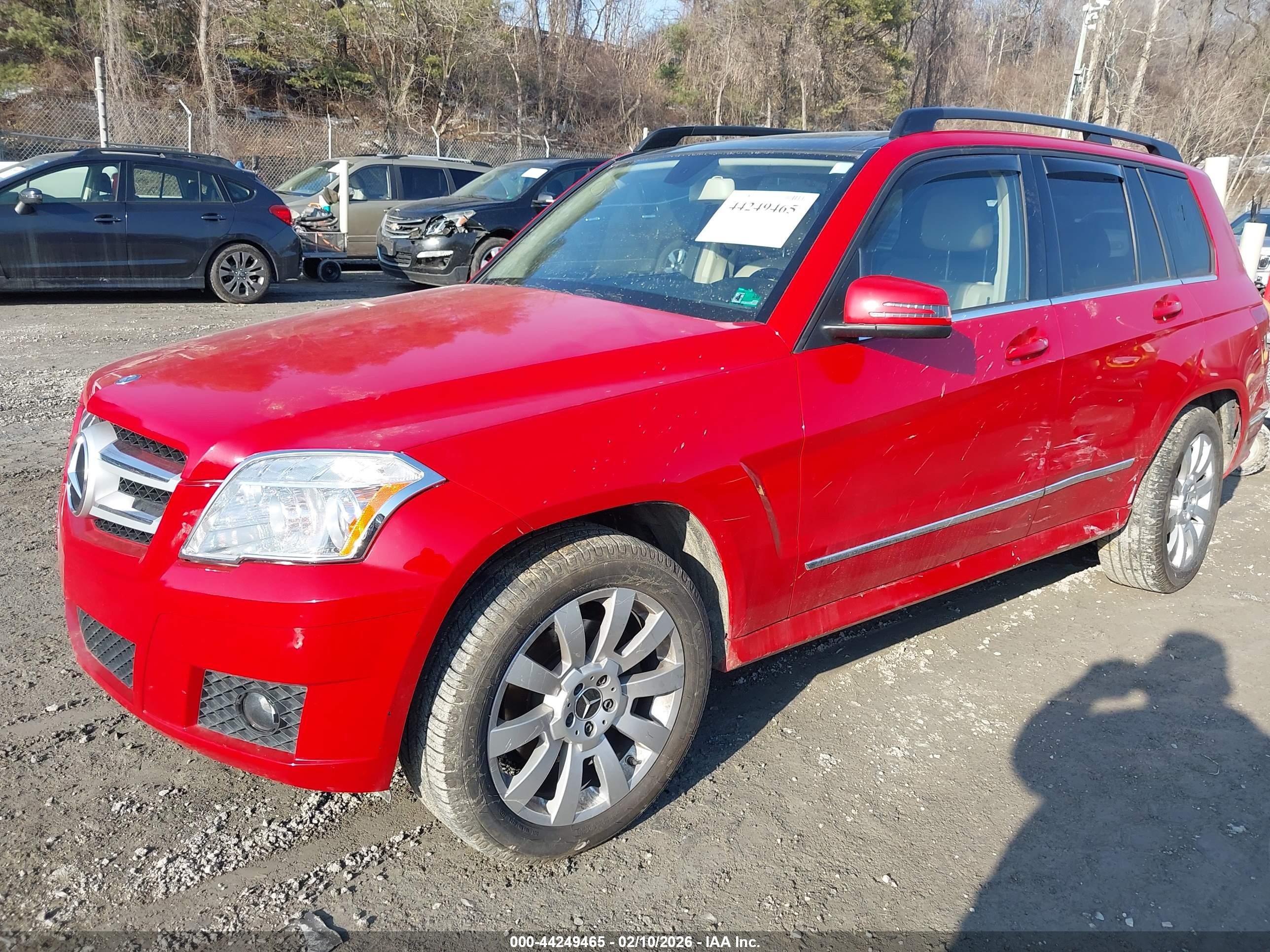 MERCEDES-BENZ GLK image 2
