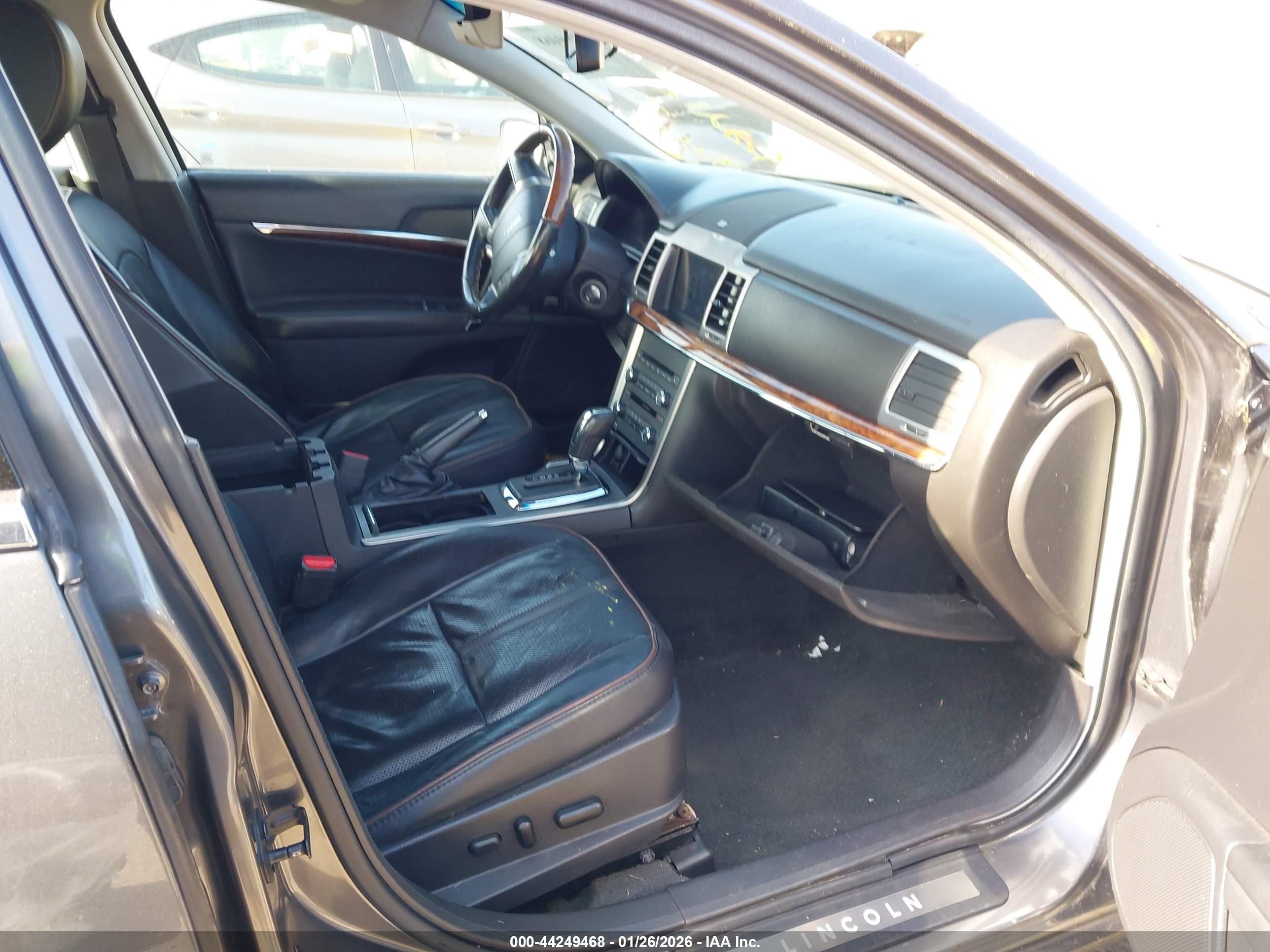 LINCOLN MKZ image 5