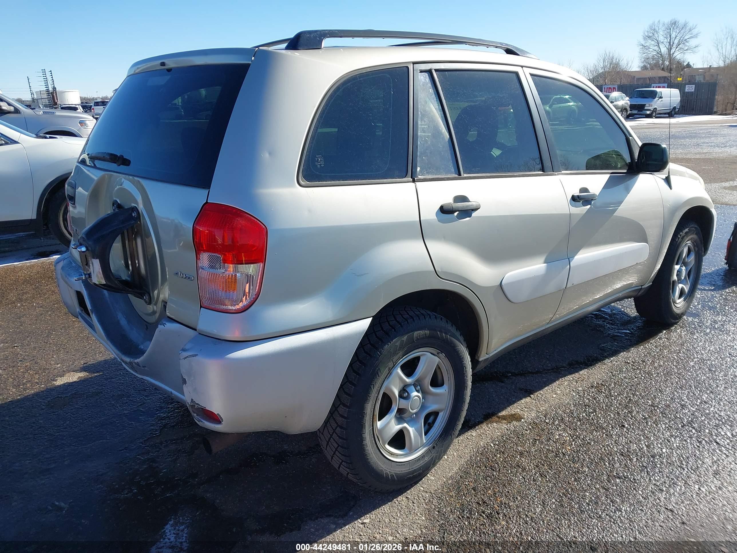TOYOTA RAV4 image 4