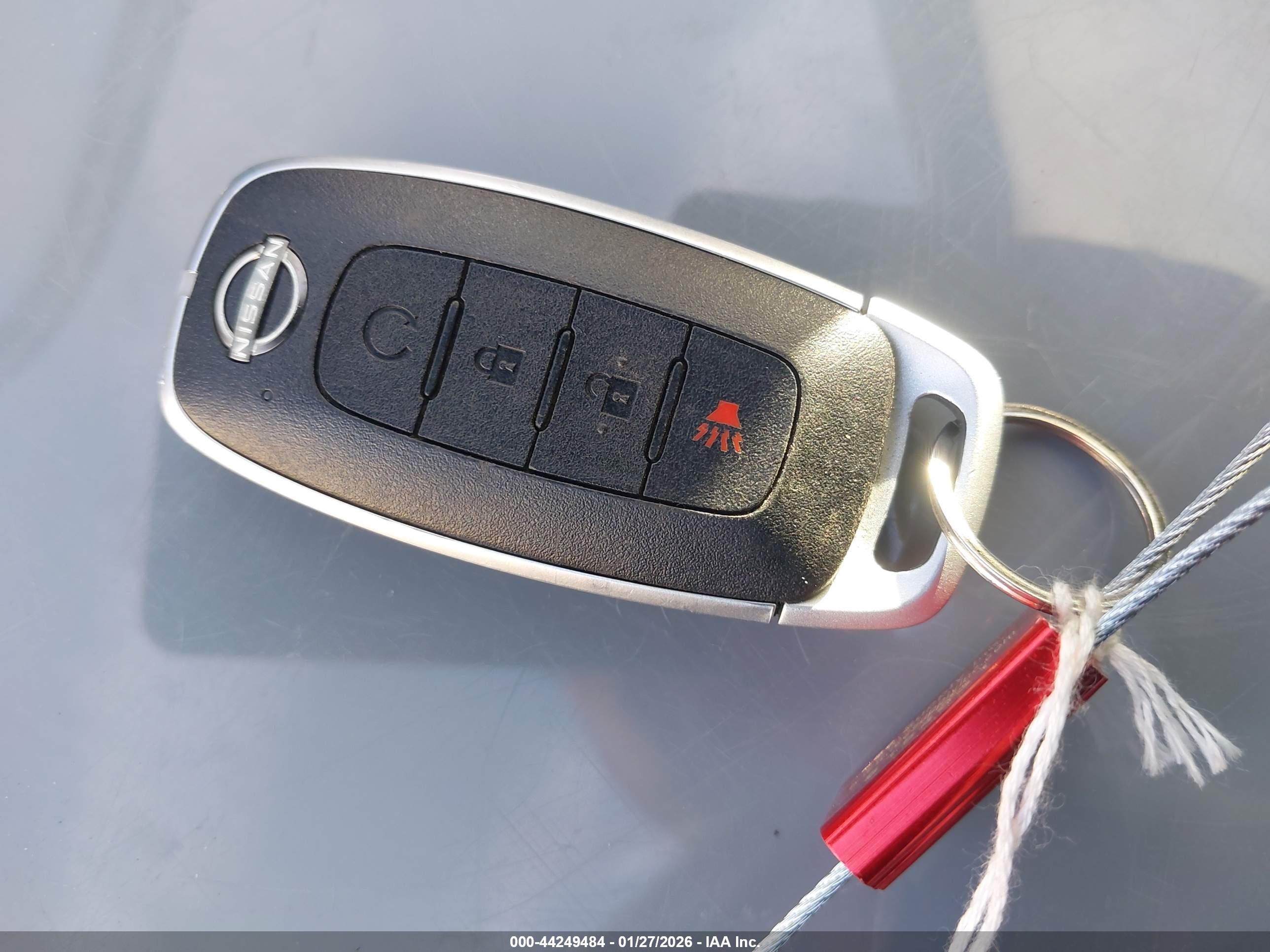 NISSAN KICKS image 11