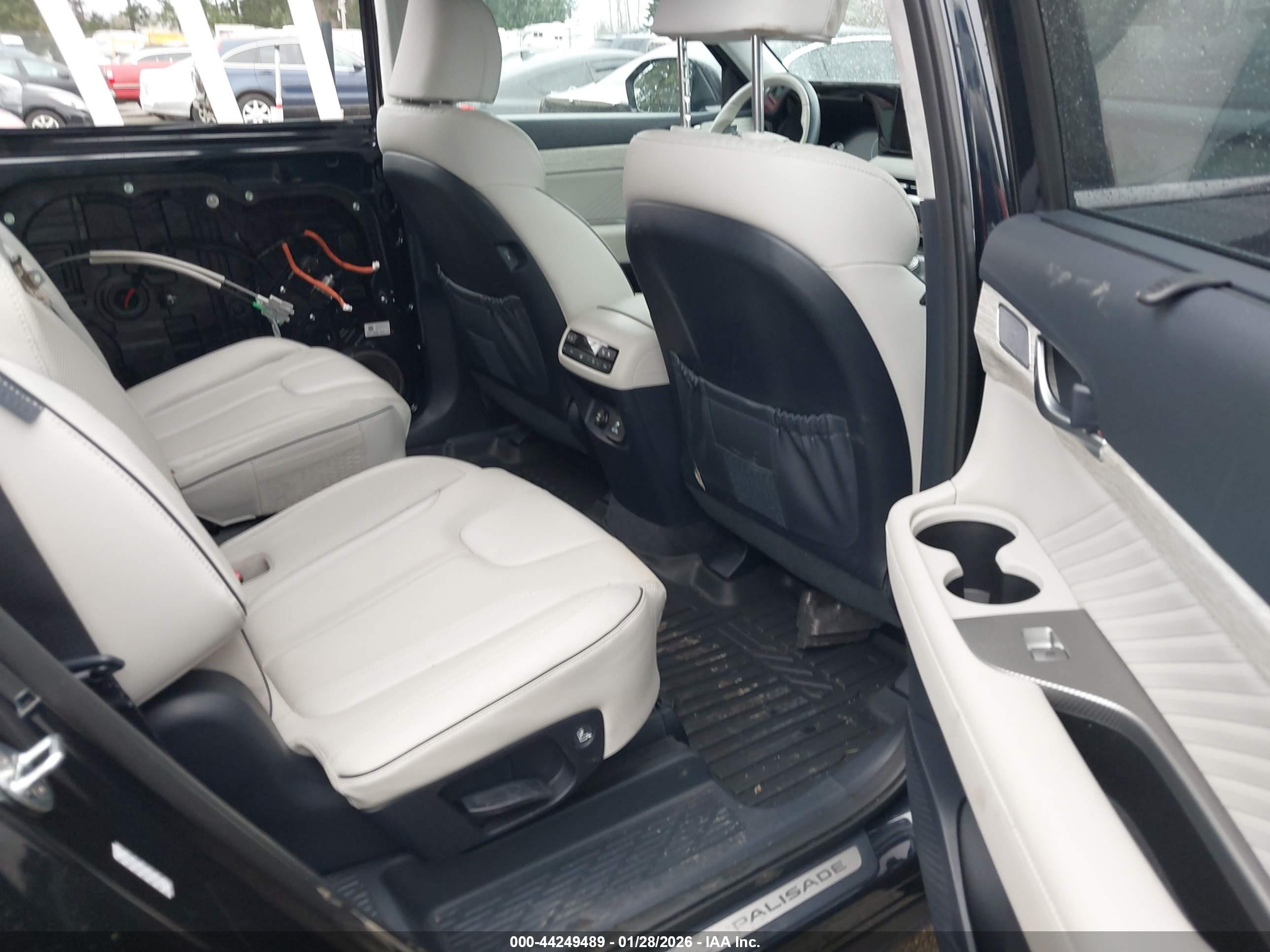 HYUNDAI PALISADE image 8