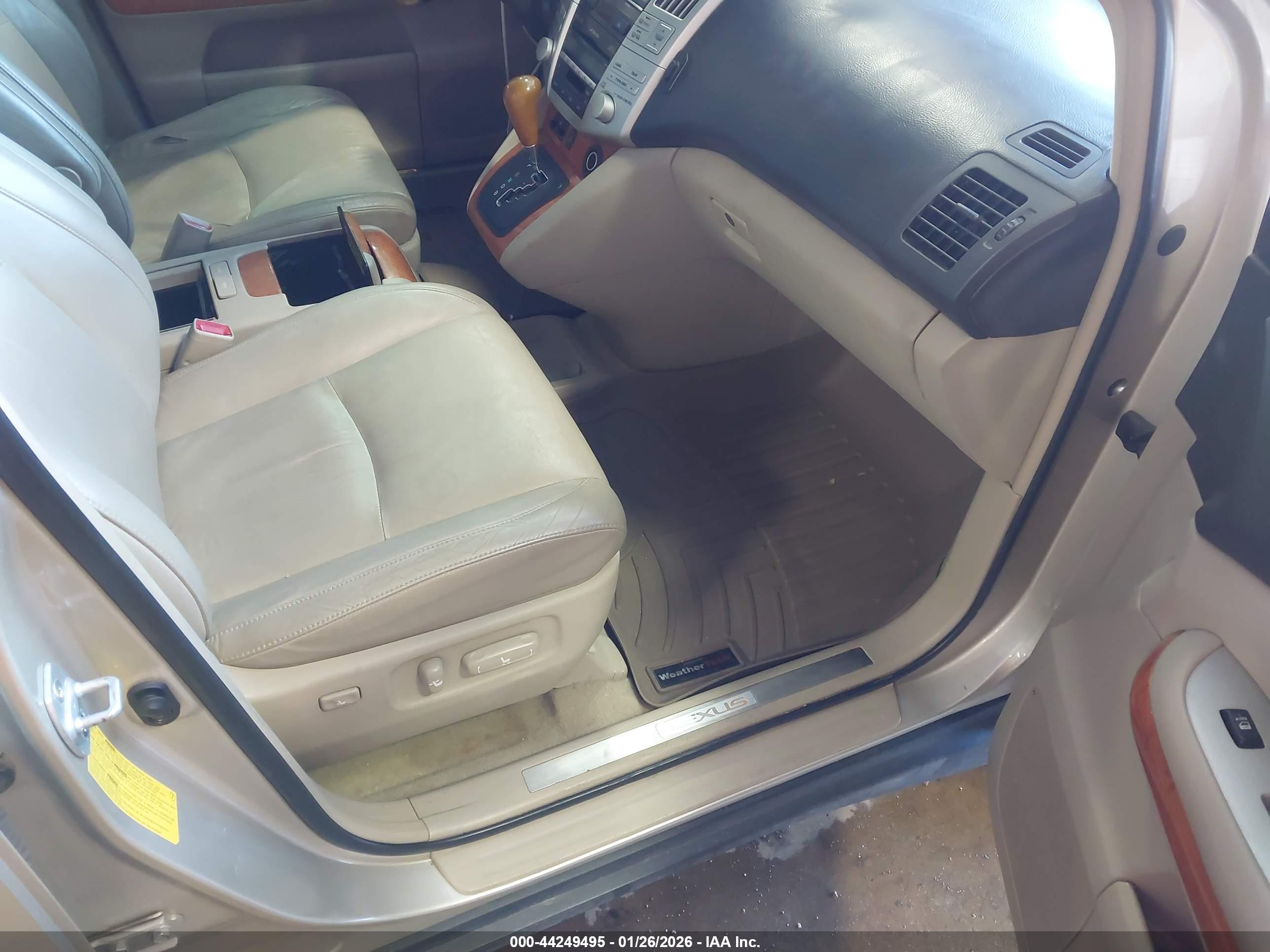 LEXUS RX image 5