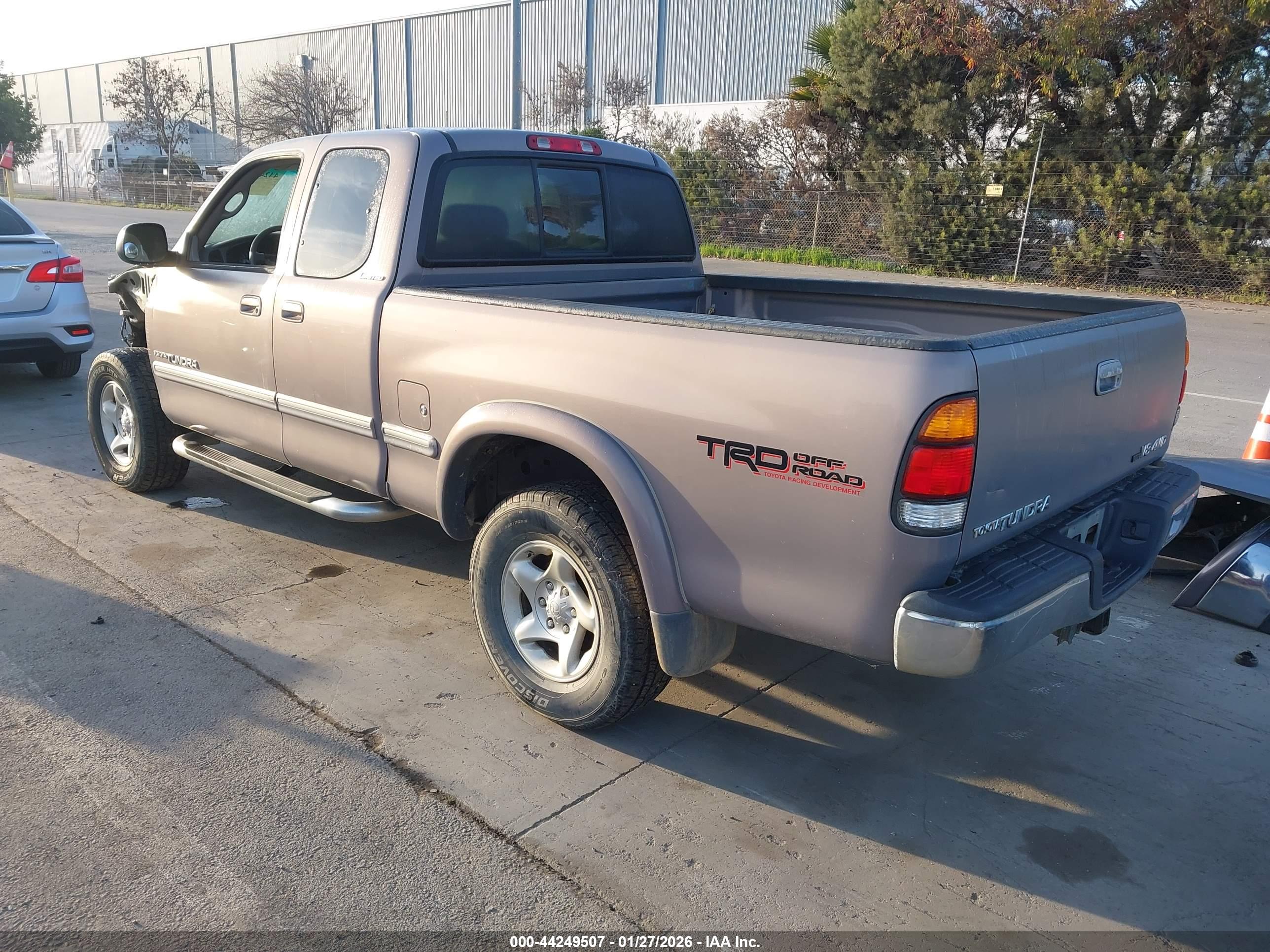 TOYOTA TUNDRA image 3