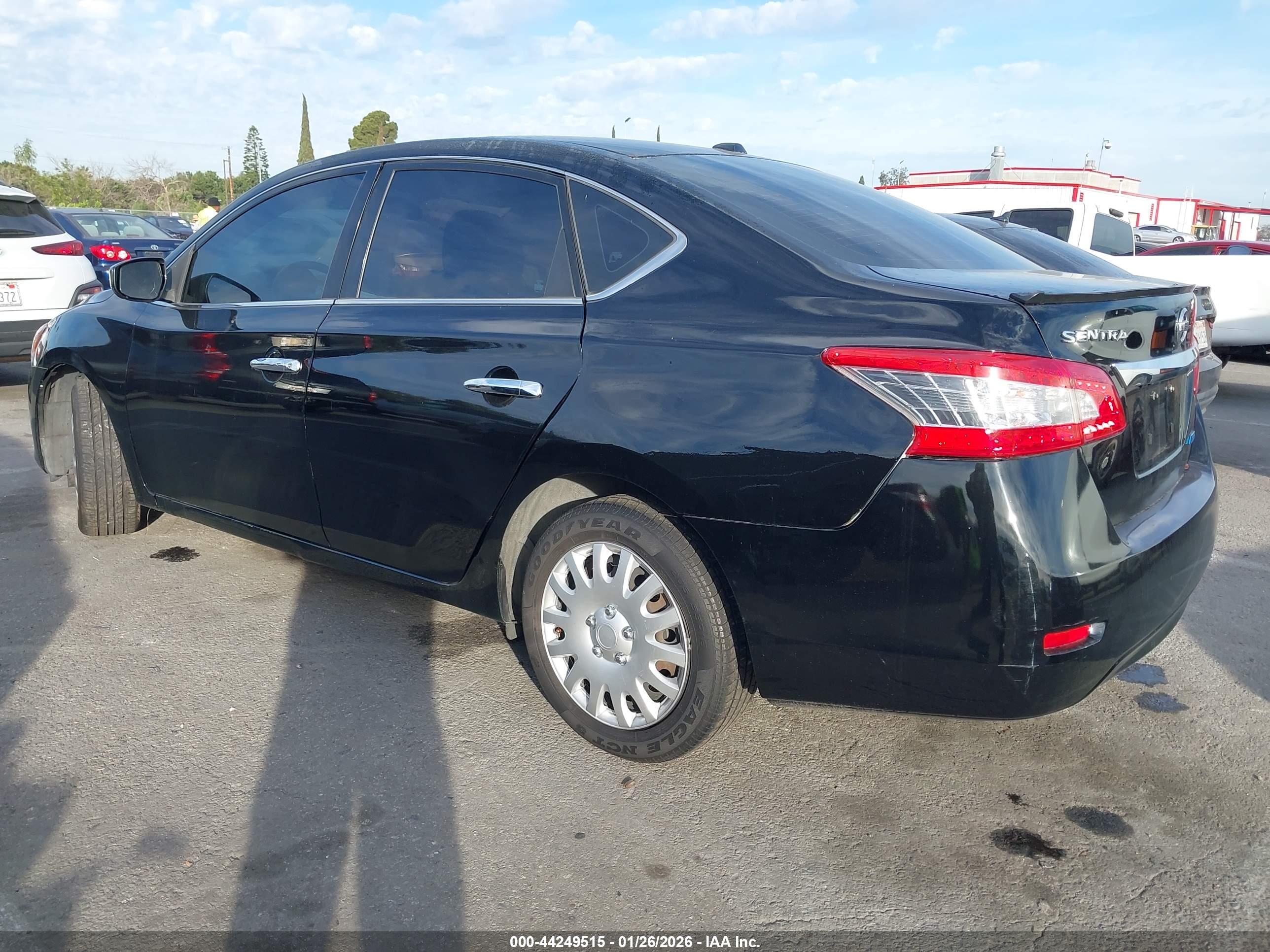 NISSAN SENTRA image 3