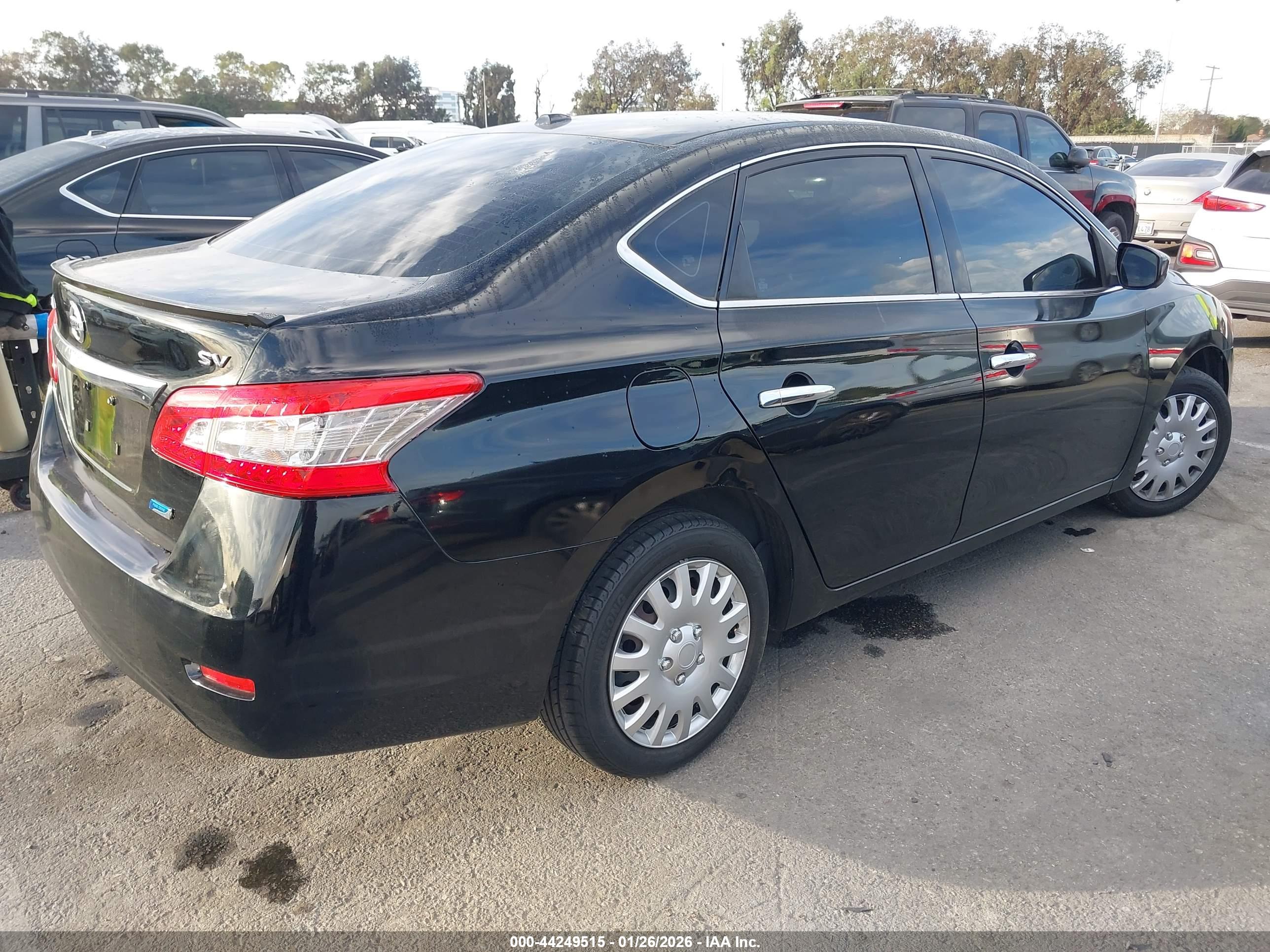 NISSAN SENTRA image 4