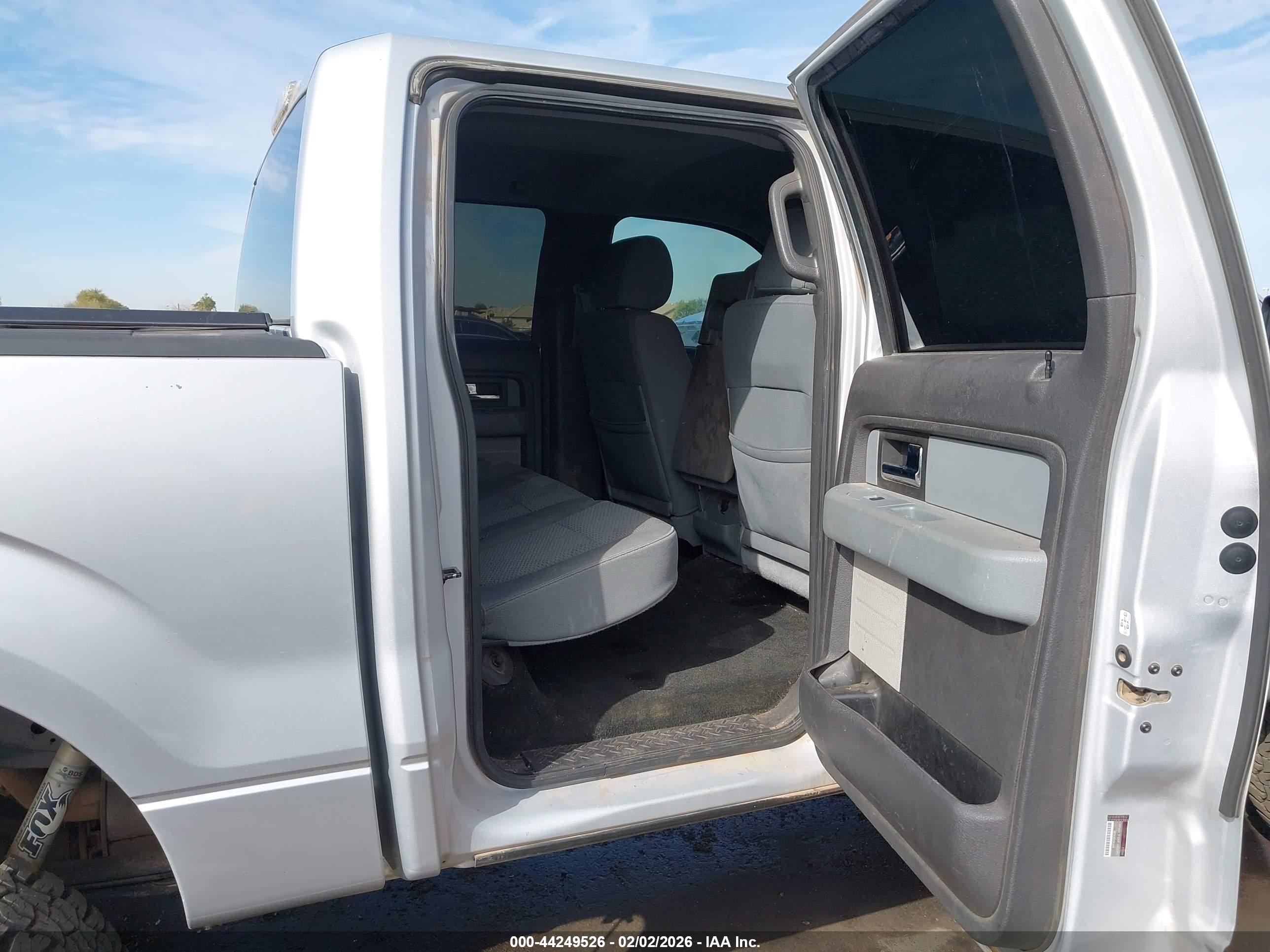 FORD F-150 image 8