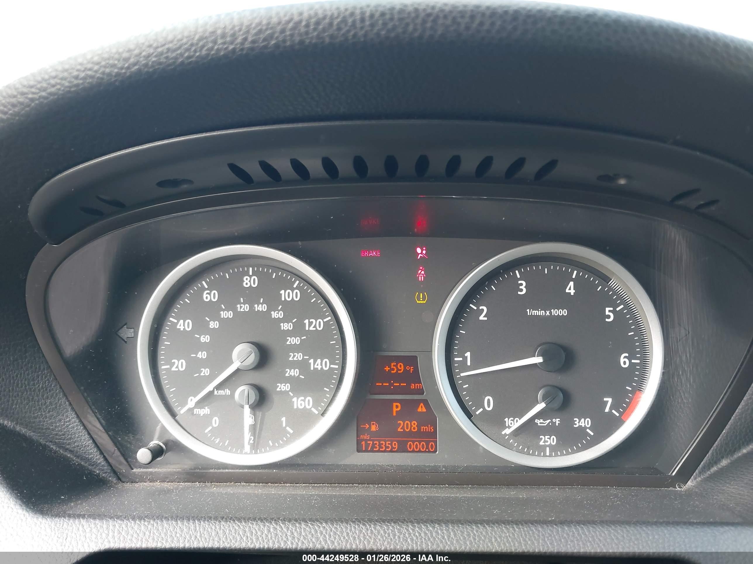 BMW 650I image 7