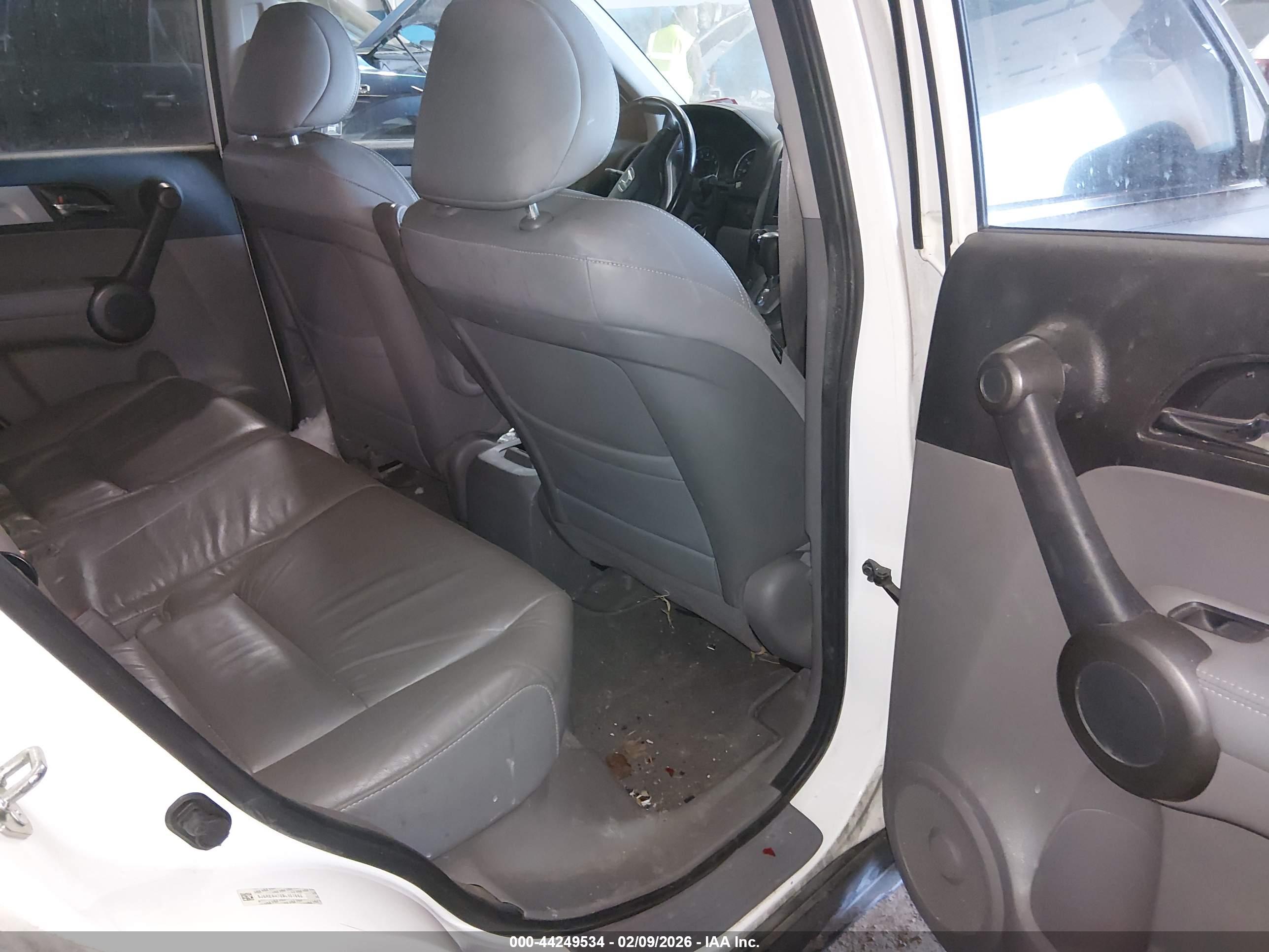 HONDA CR-V image 8
