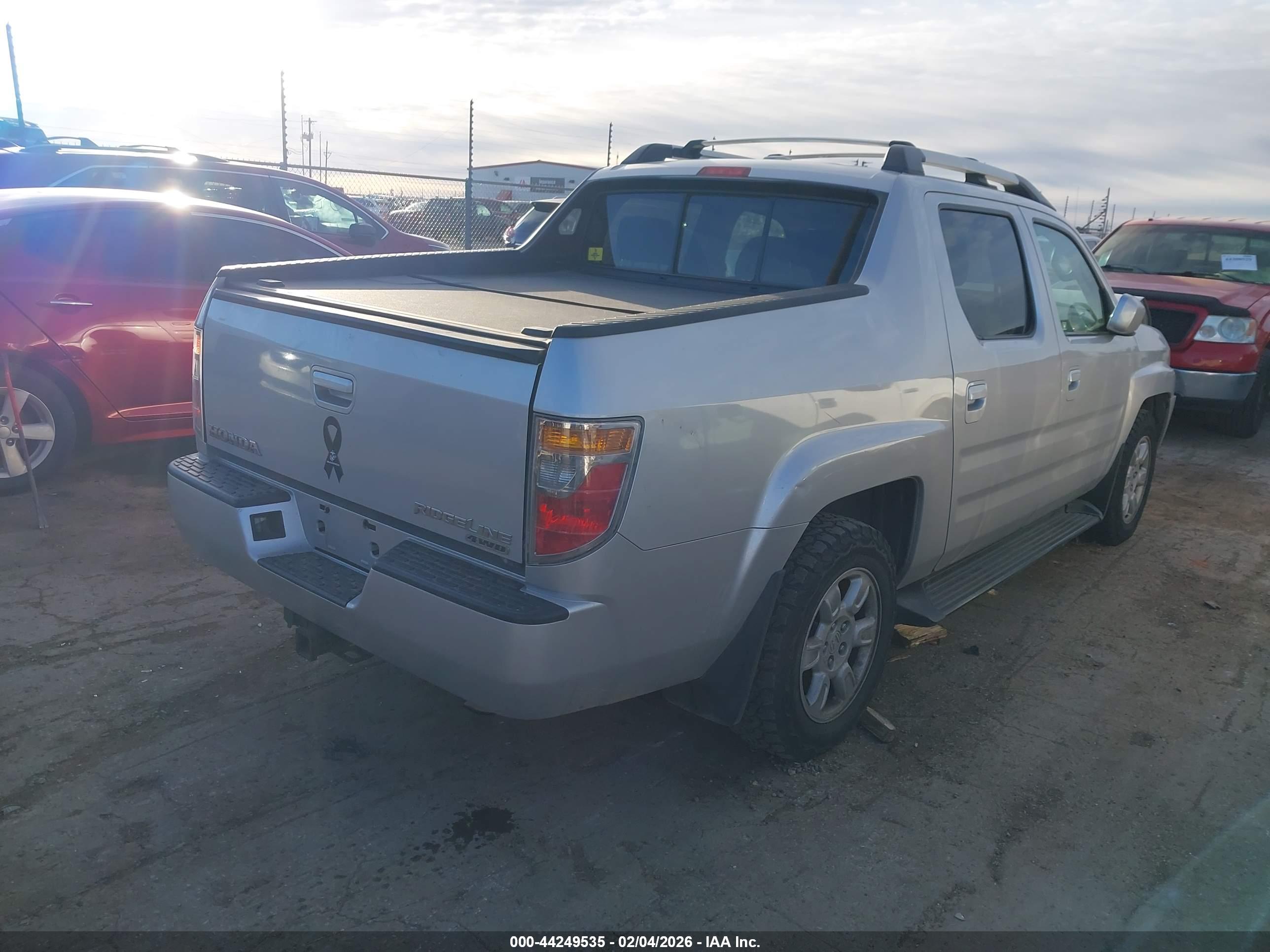 HONDA RIDGELINE image 4