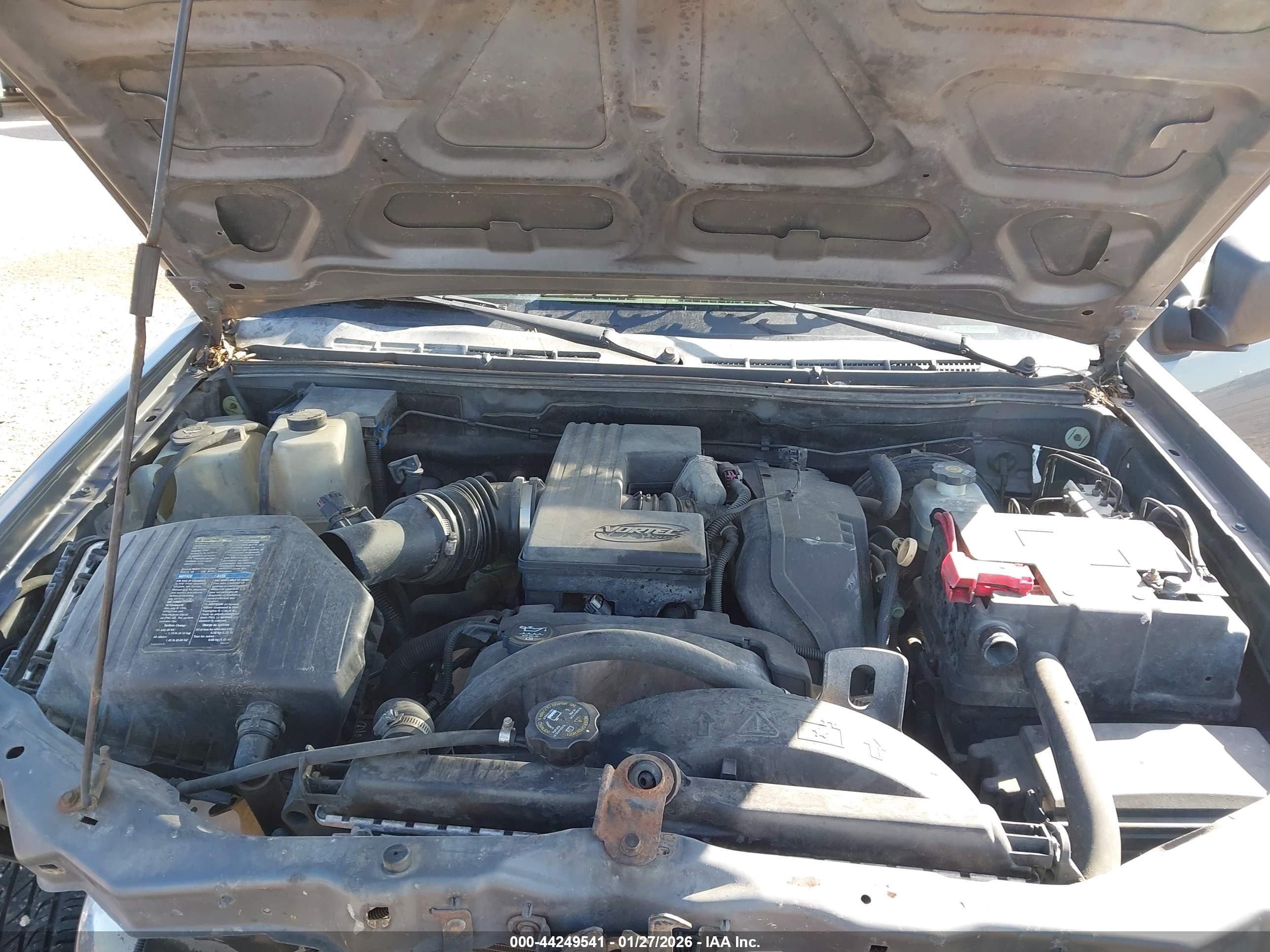 CHEVROLET COLORADO image 10