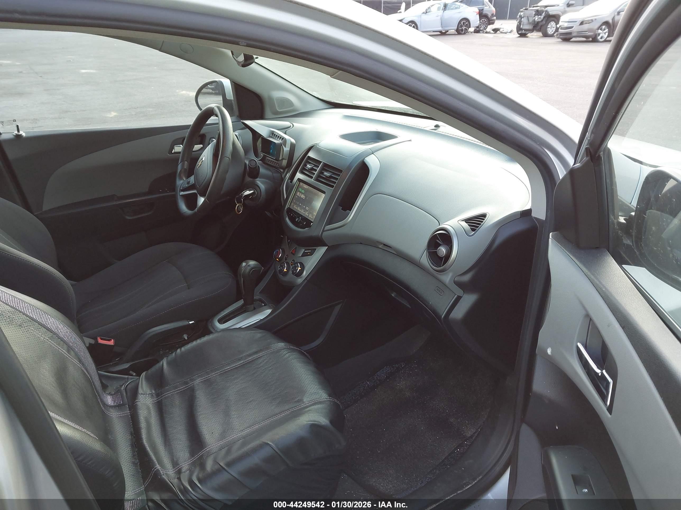 CHEVROLET SONIC image 5